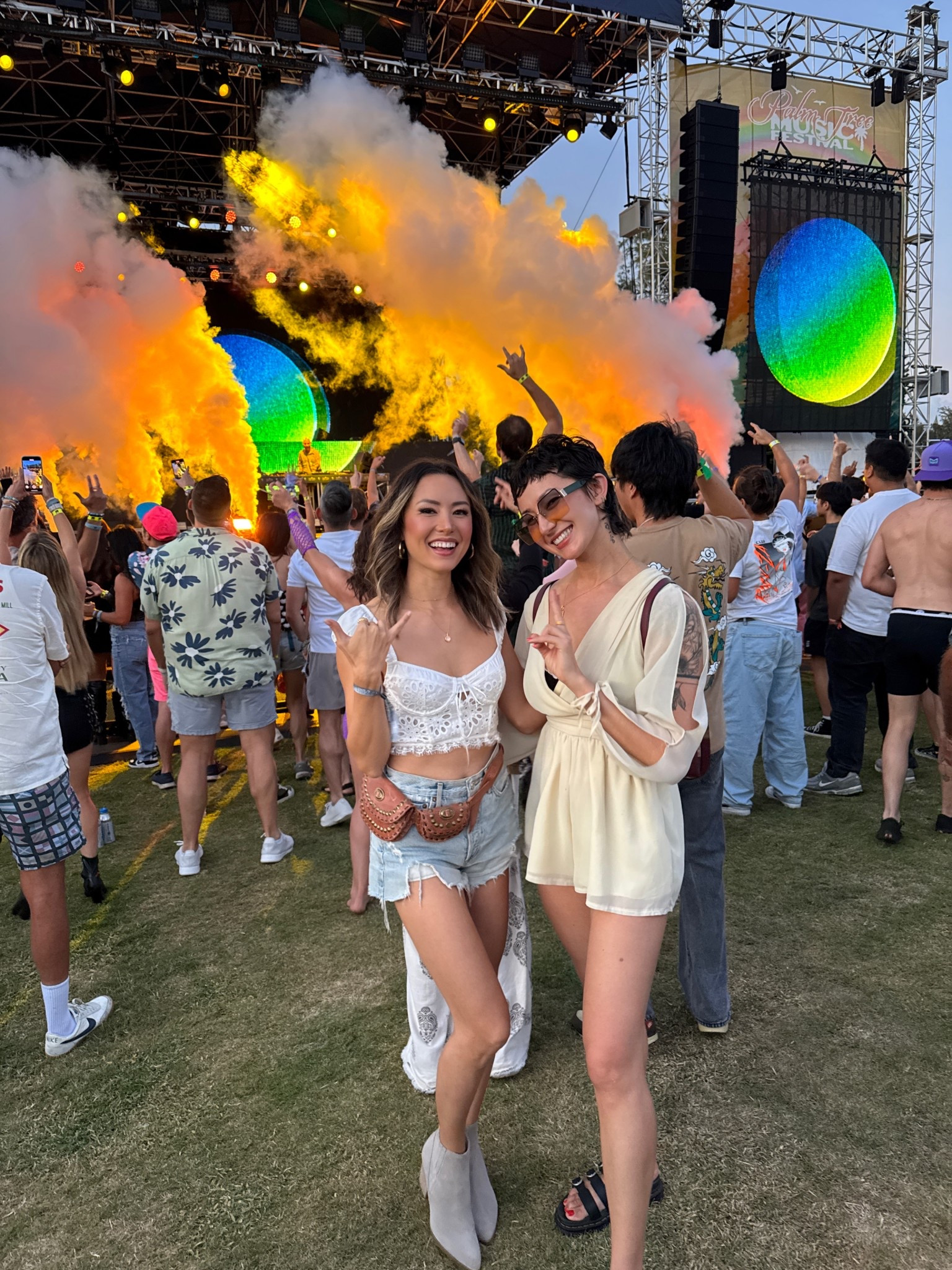 Festival outfit! My top sold out so I found a bunch of similar ones for you guys! 

#LTKFindsUnder100