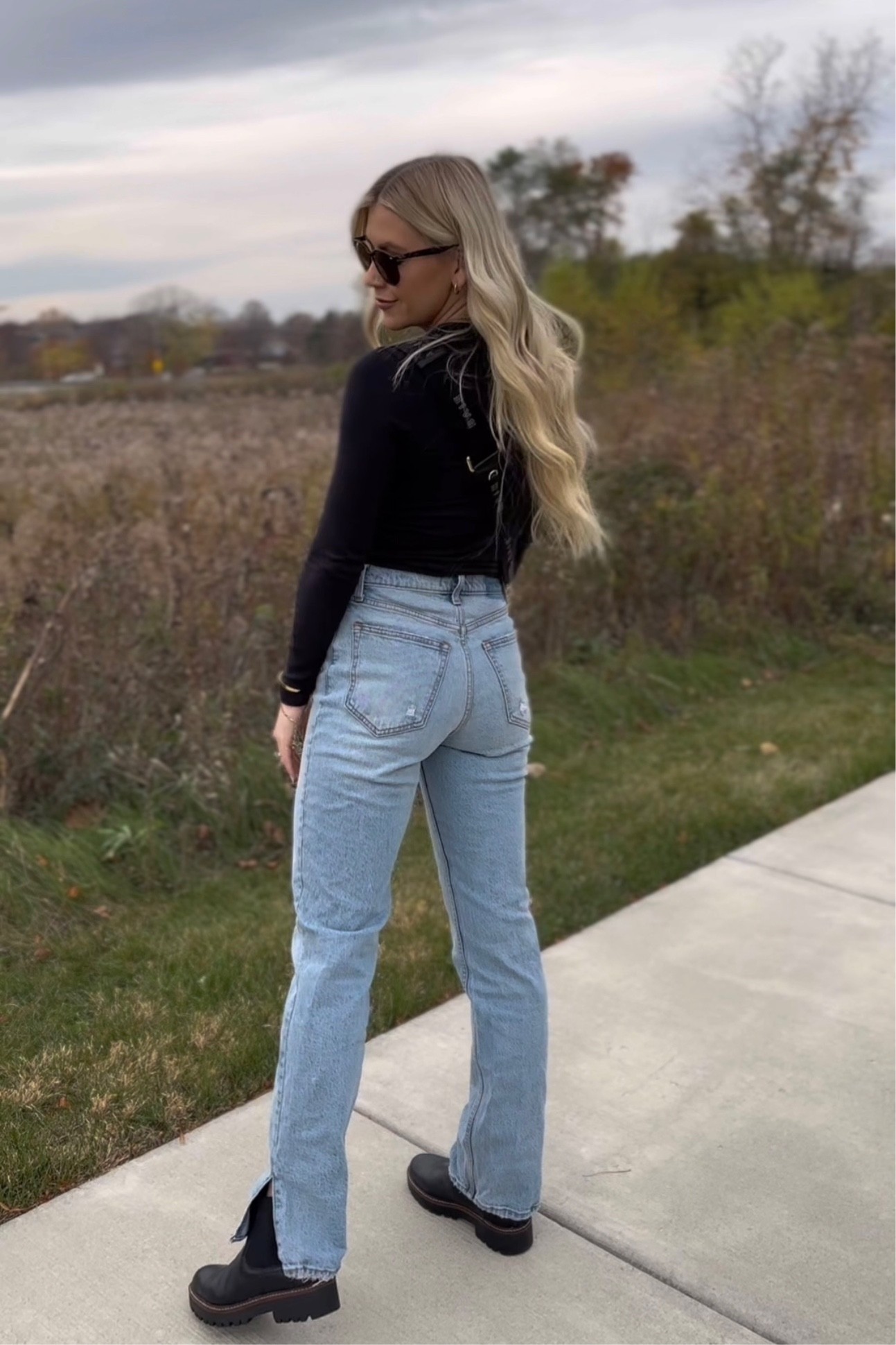 Size 4 in top
Size 26 in jeans
Shoes TTS

#LTKshoecrush #LTKstyletip #LTKfit