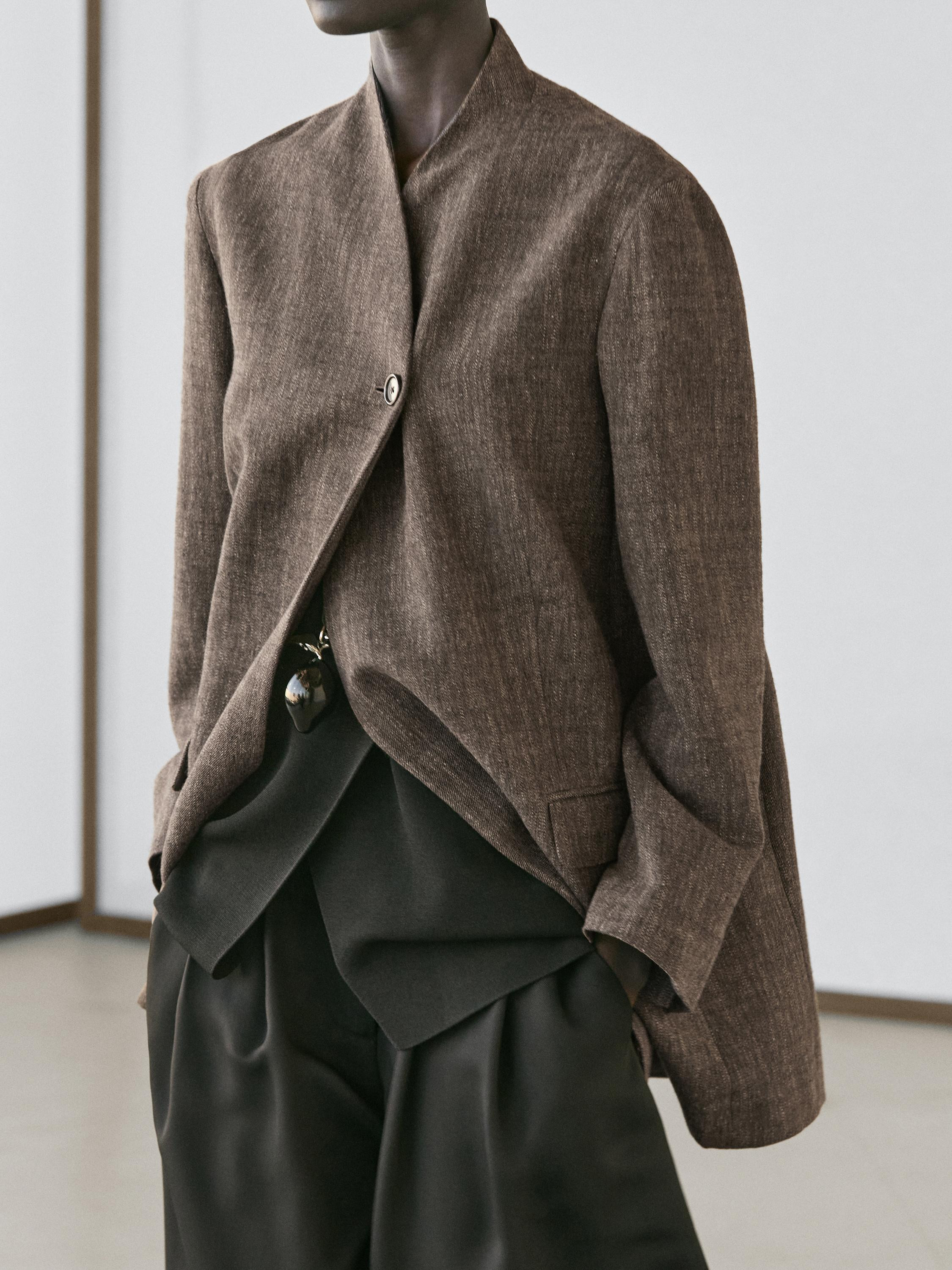 Sobretudo mesclado de gola subida com lã | Massimo Dutti PT