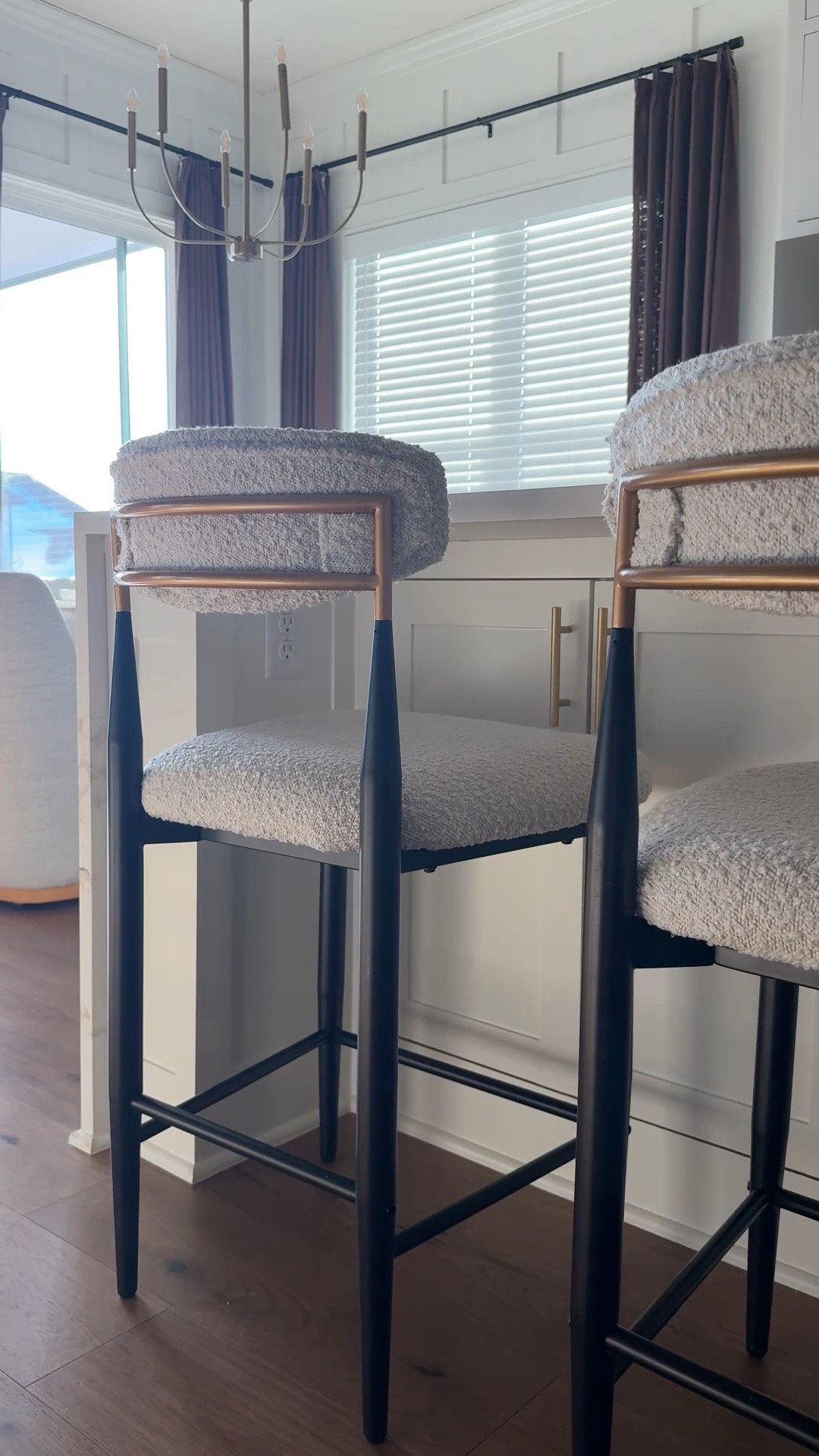 If you’ve been eyeing the Arhaus Jagger stool, now is the time to grab the lookalike — it’s on sale for Prime Day right now 🙌 The Jagger is $740 per stool — found a lookalike that gives you the exact same elevated look for a set of four for just $403 during Prime Day. Linking it plus a few other counterstool options at different price points 🤍

#LTKSaleAlert #LTKHome