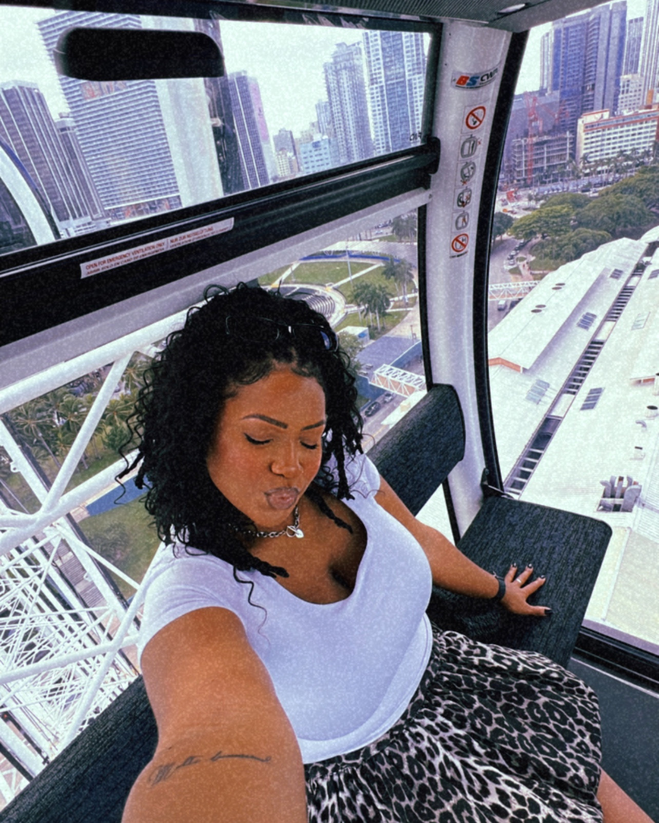 Started my solo birthday trip exploring Miami’s Bayside Marketplace! #35 🎡
#locs #explore #softglam 

#LTKTravel #LTKMidsize #LTKStyleTip