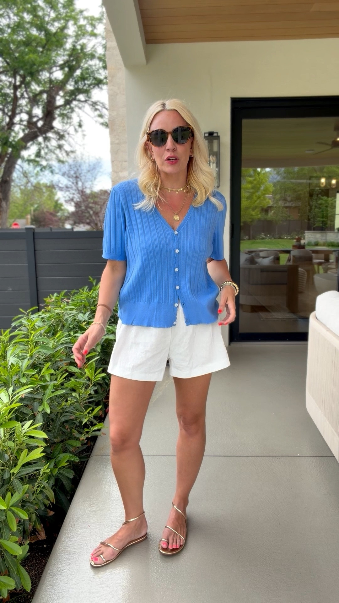 This short sleeve sweater is perfect for the summer! I love it! Size M

#LTKootd #LTKgrwm #LTKmomlife