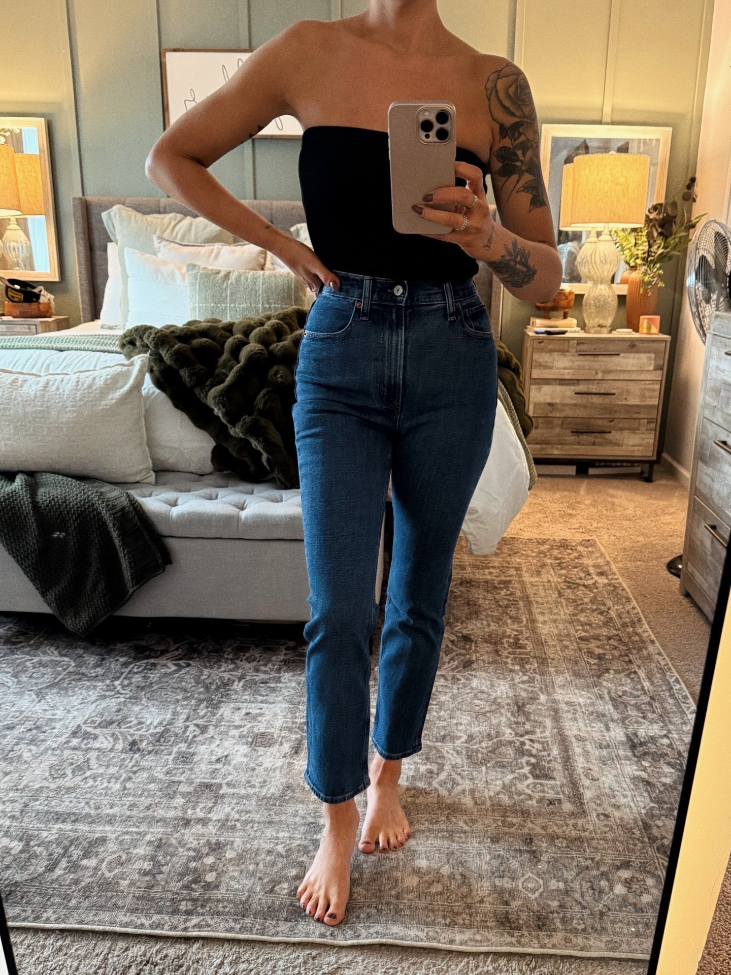 BLACK FRIDAY DENIM HAUL + my new fav joggers & zip hoodies

*The all in motion velour zip hoodies are fleece lined & SO SOFT 
*The joggers are made of the softest material ever 

#blackfriday #haul #denim #target #goodamerican #abercrombie #clothes

#LTKSaleAlert #LTKGiftGuide #LTKootd