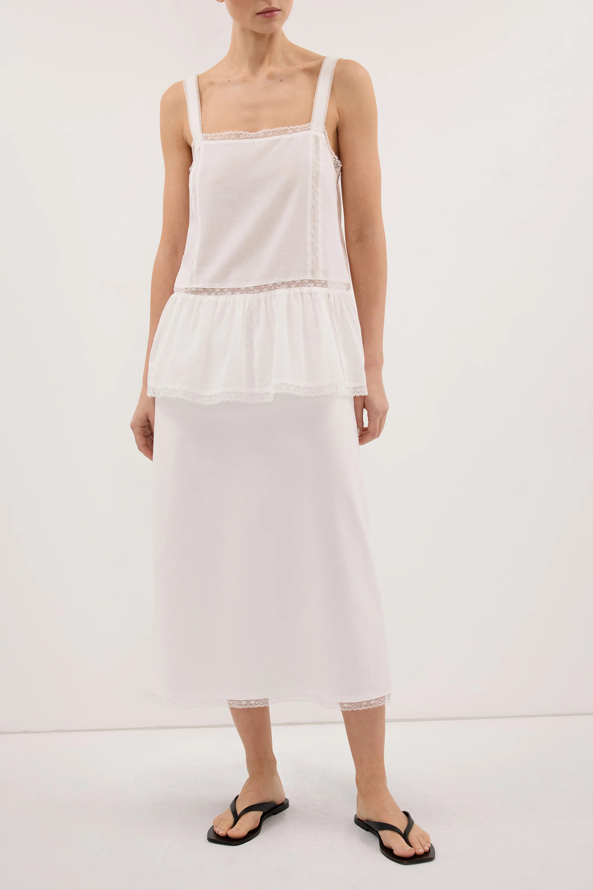 ROSIN WHITE KNEE LENGTH SKIRT | DISSH