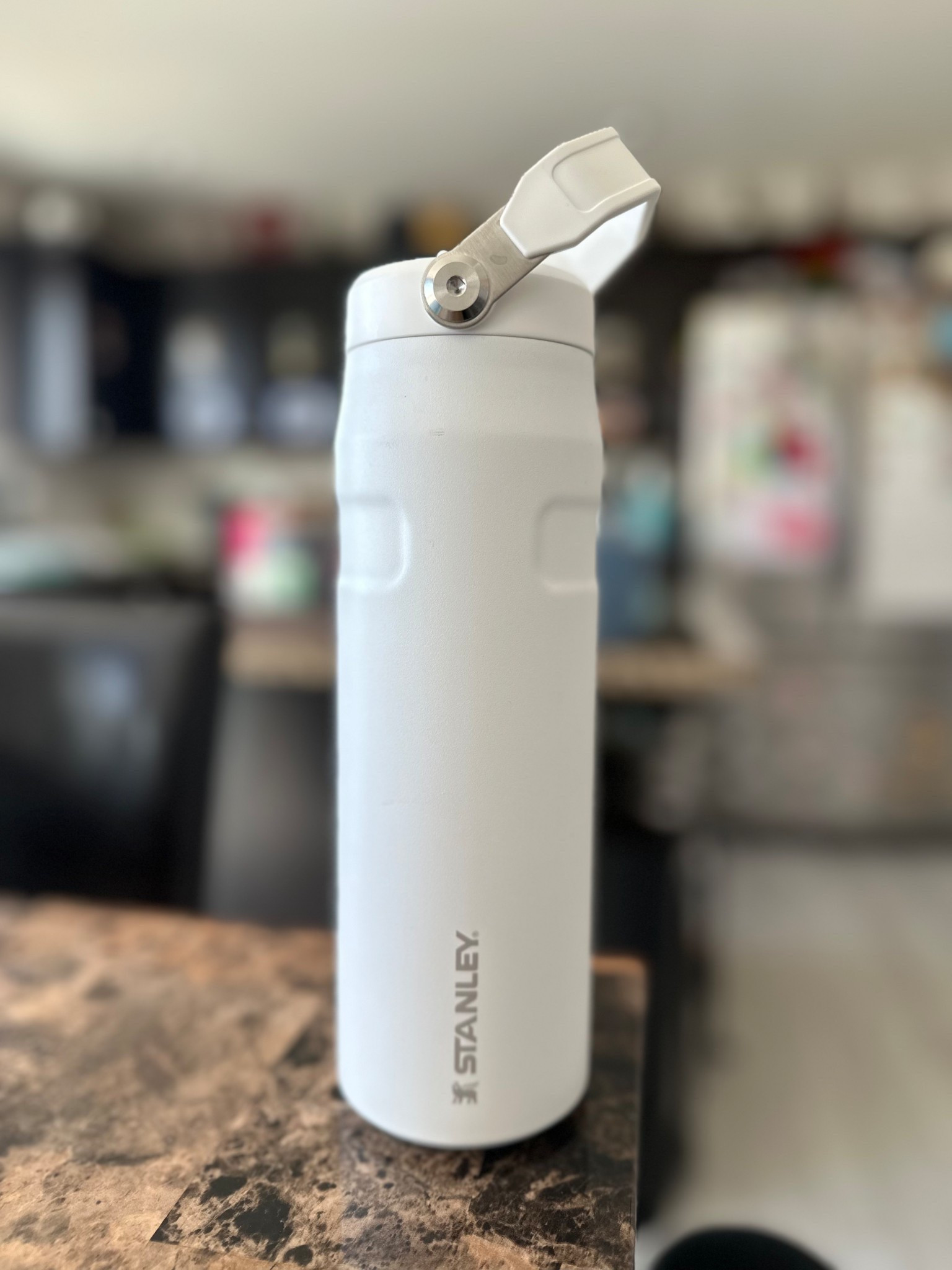 I am seriously obsessed with this bottle! The lid locks down so nothing leaks out and it’s perfect for traveling and carrying around with the handle! 

#LTKFamily #LTKTravel #LTKActive