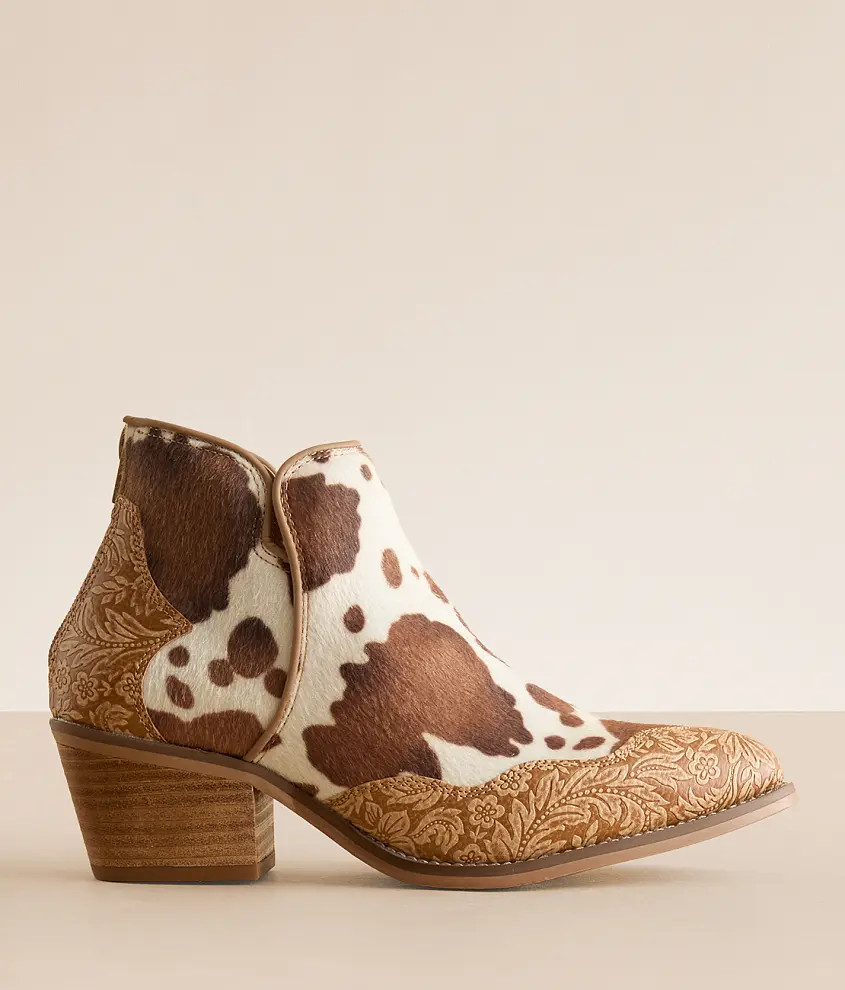 Chrissy Cow Western Ankle Boot | Buckle