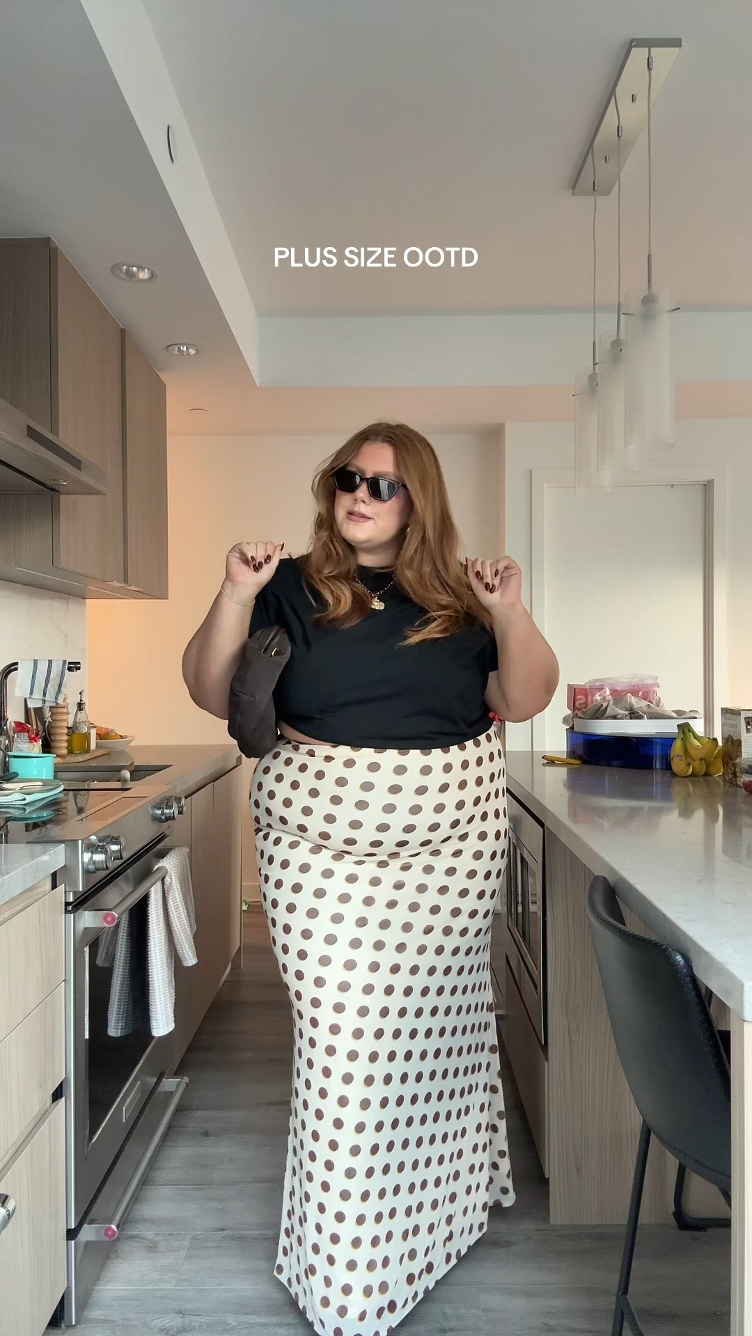 Plus size polka dot maxi skirt for fall

#LTKmidsize #LTKcurves #LTKplussize