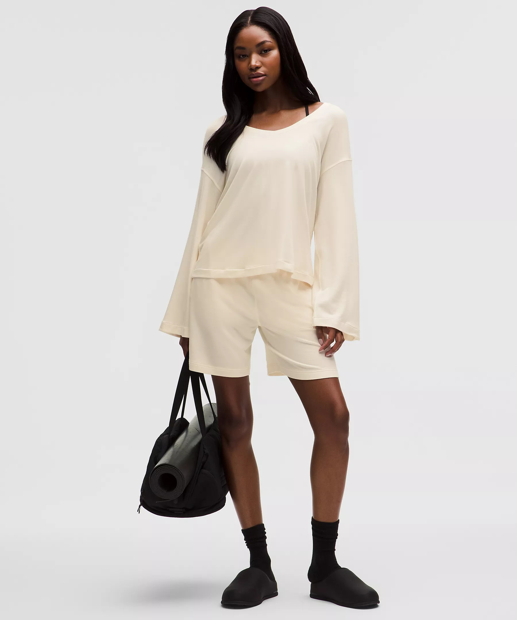 BeCalm Mid-Rise Bermuda Short | Lululemon (US)