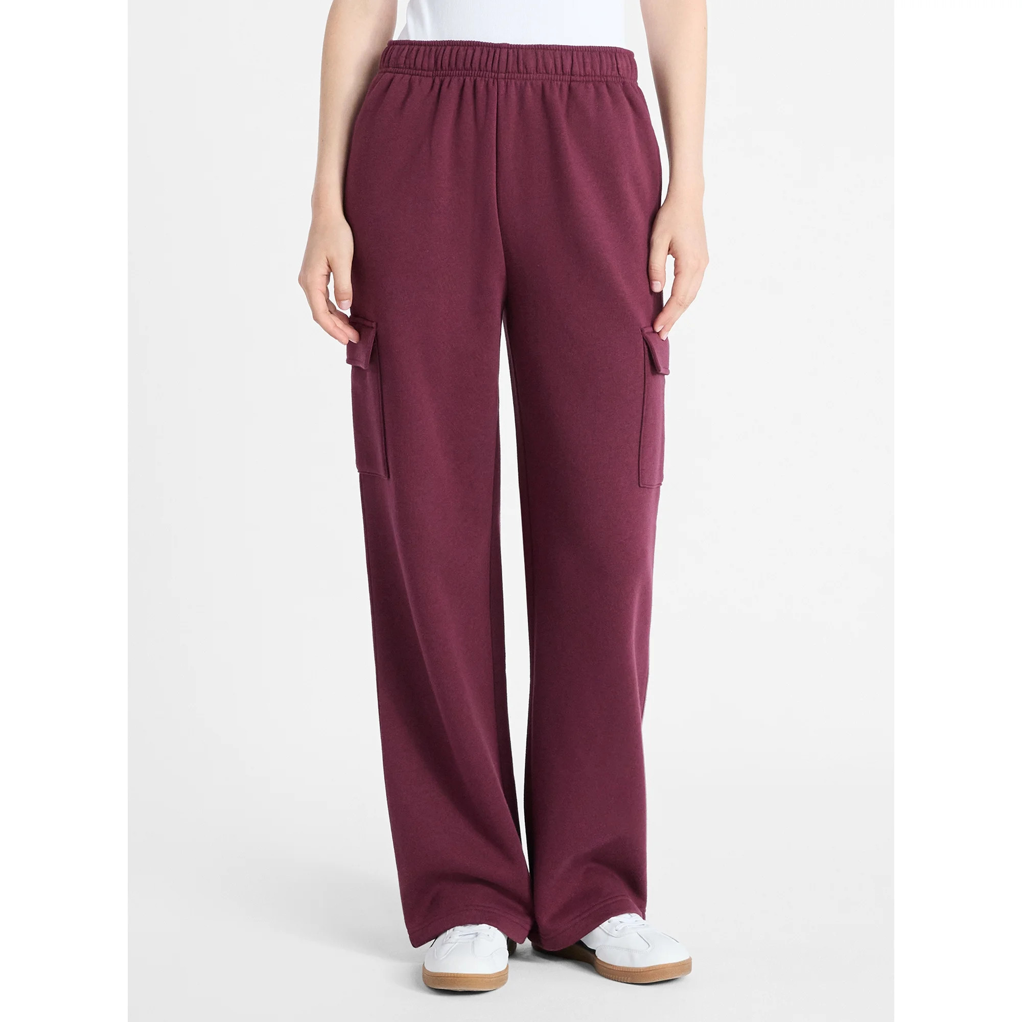No Boundaries Fleece Cargo Wide-Leg Pants, 30'' Inseam, Women's | Walmart (US)