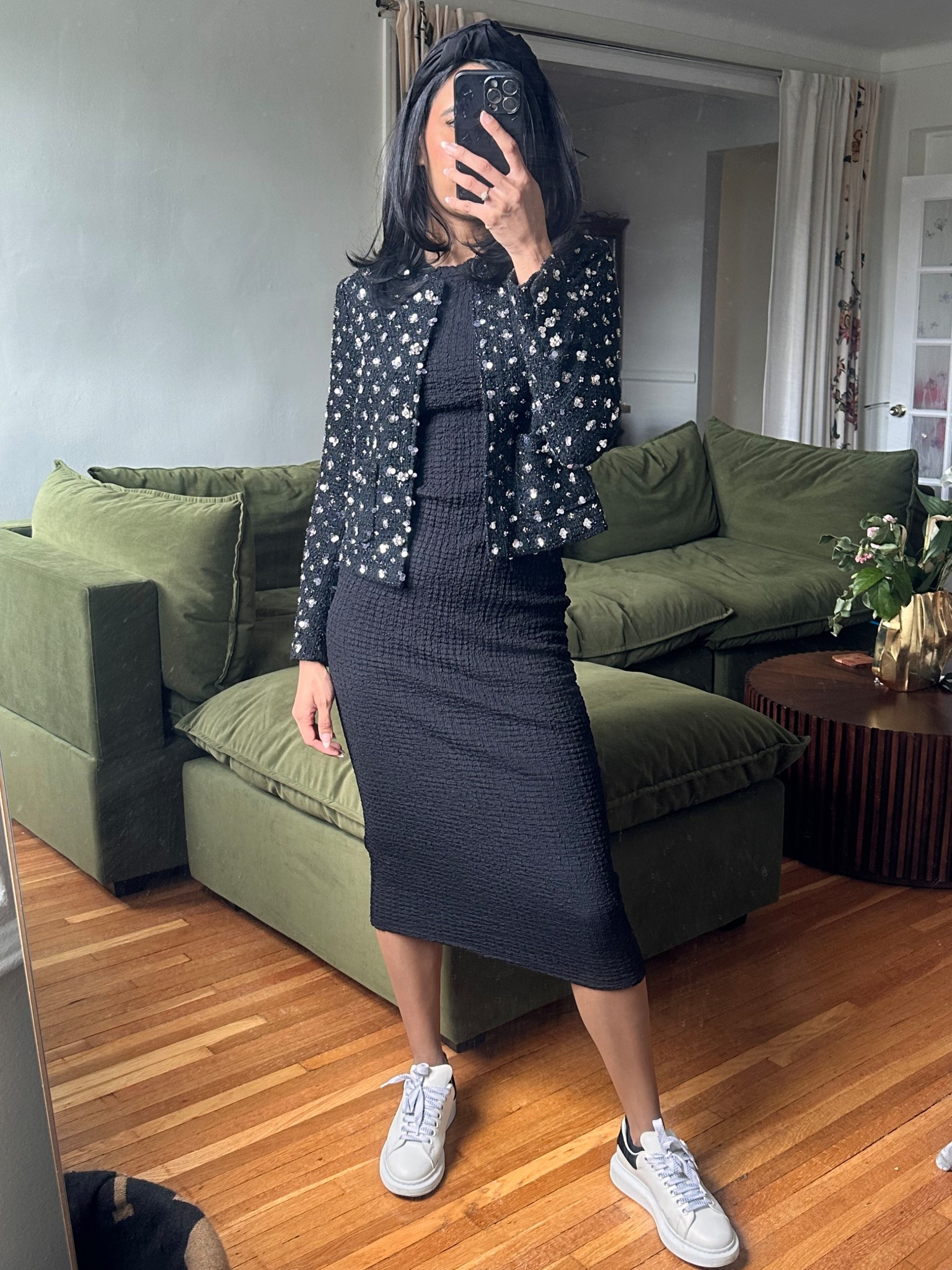 Elevating my business casual game with a touch of sparkle ✨ Loving the sequins Wren jacket by Guizio for a perfect mix of chic and professional. #BusinessCasual #SparkleAndShine #Guizio

#LTKWorkwear #LTKStyleTip