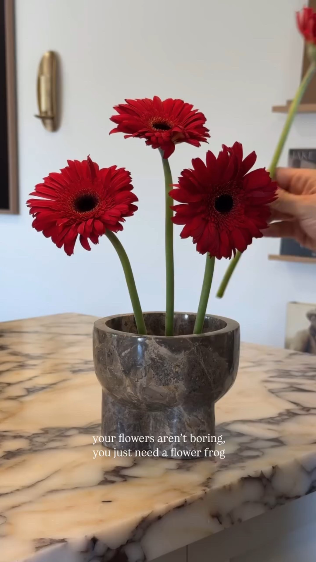 $5 flowers + cool vessel + flower frog is all you need 🌹 use code: laura10 to save on the stone mortar 