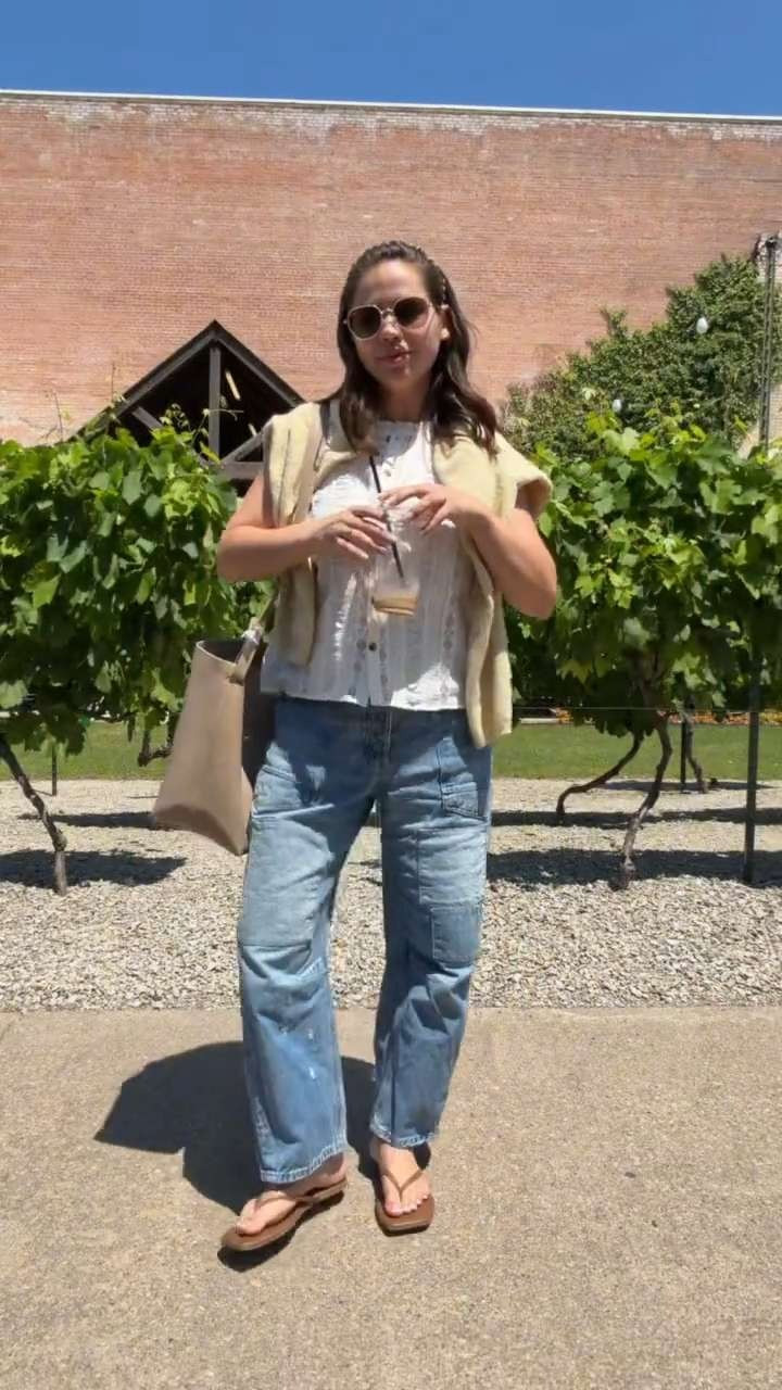 Easiest baggy mom outfit that is toddler-chasing friendly but still so chic, casual and cute!!!

#LTKgrwm #LTKootd