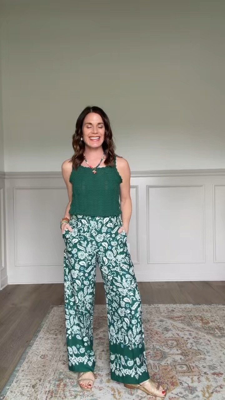 Tank: XXS P
Pants: XS 

#LTKPetite