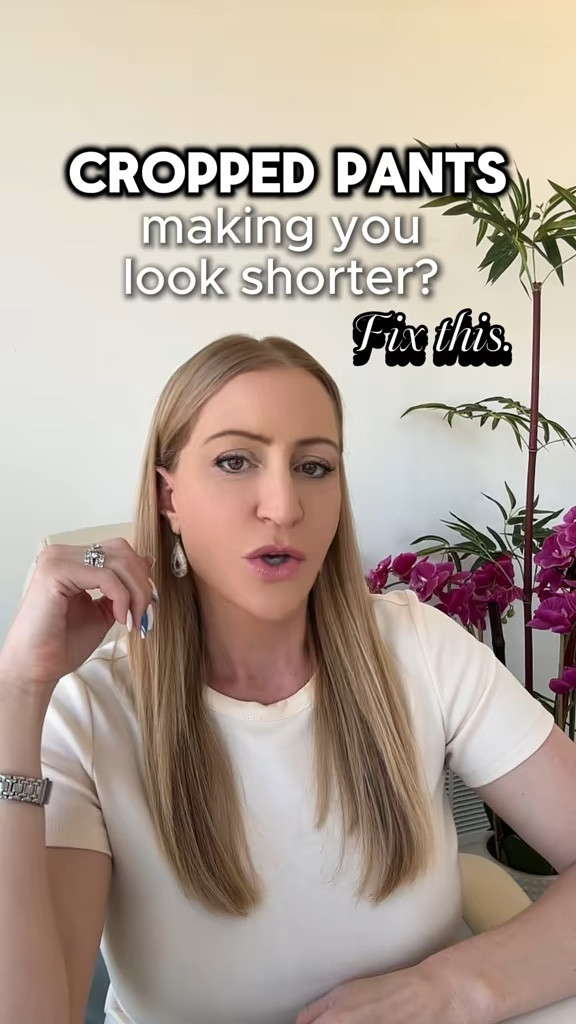 Shoes That Fix Cropped Pants

Cropped pants making you look shorter? These shoes instantly fix proportions↓

#LTKOver40 #LTKgrwm #LTKSeasonal