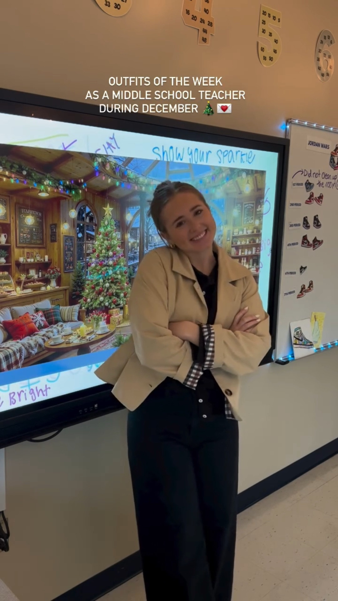 Seriously love this time of year!! 🎄💌 #teacher #teachersofinstagram #teacheroutfitinspo #teacheroutfitideas #winteroutfitinspo
