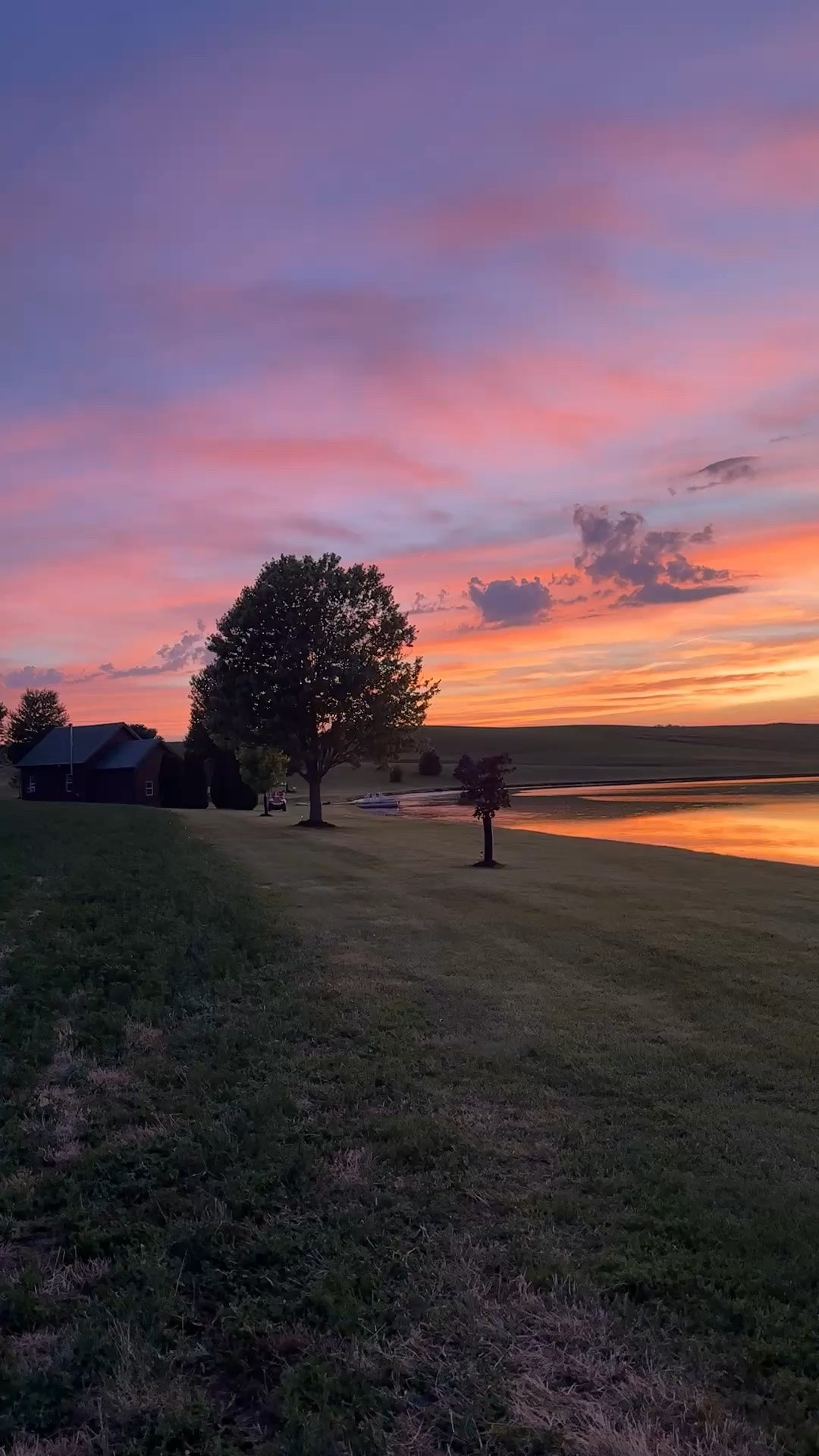 The weather held out and we had a beautiful sunset to celebrate our friends wedding ✨

#LTKTravel #LTKWedding #LTKSeasonal