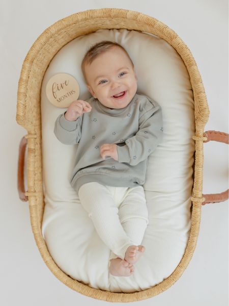 Baby boy outfit. Monthly photos outfit. Baby boy winter outfit. Baby winter outfit. Baby monthly photo. Baby clothes. Baby outfit. Baby basket. Baby photoshoot. 

#LTKstyletip #LTKbaby #LTKfamily