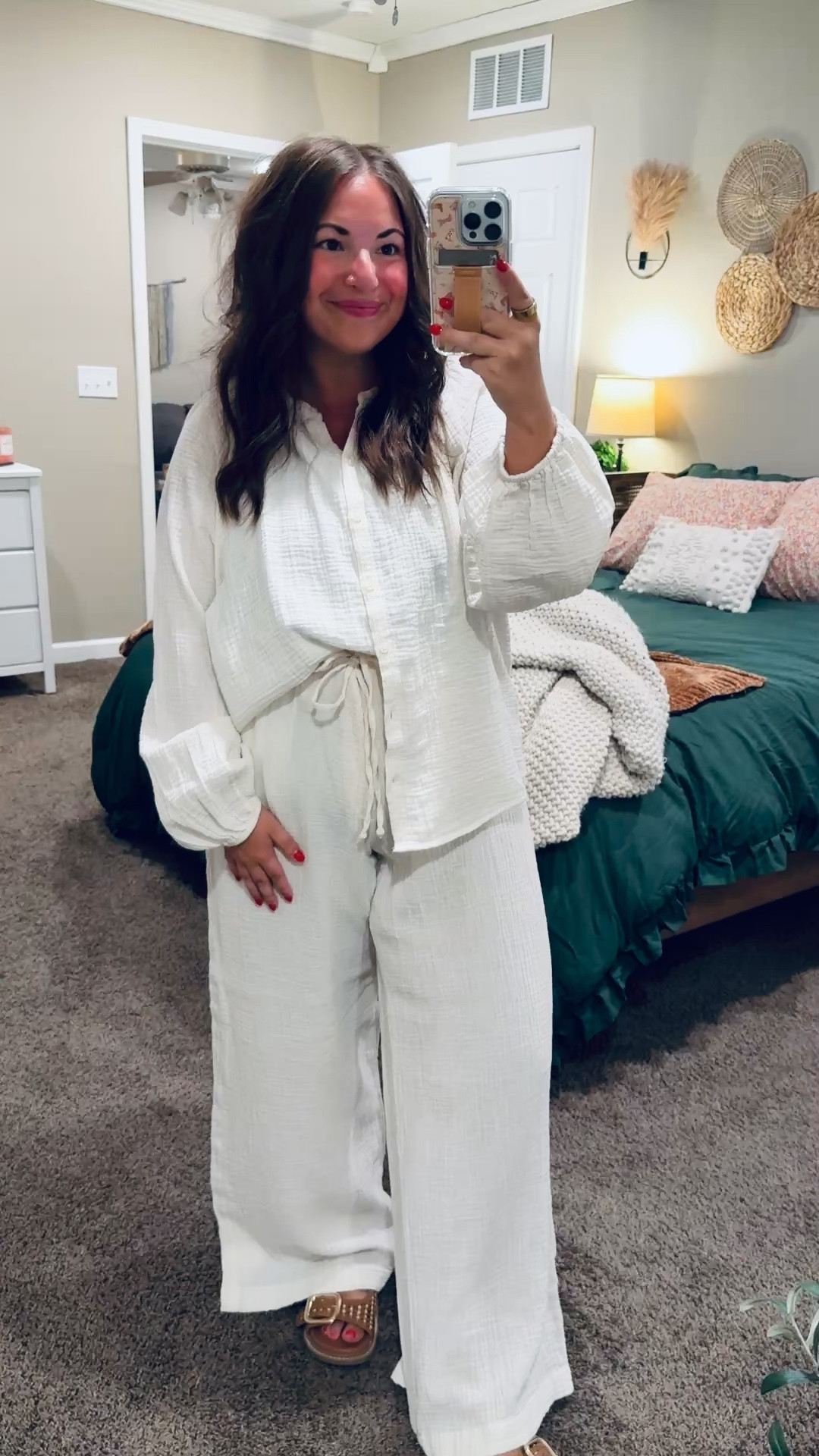 Comfy meets cute in the best way 💫 this two-piece set is a repeat outfit for sure!

sandals: fit true to size // wearing a 5
pants: fit oversized // wearing a large
blouse: fits oversized // wearing a large 

 

#LTKootd #LTKMidsize #LTKWorkwear