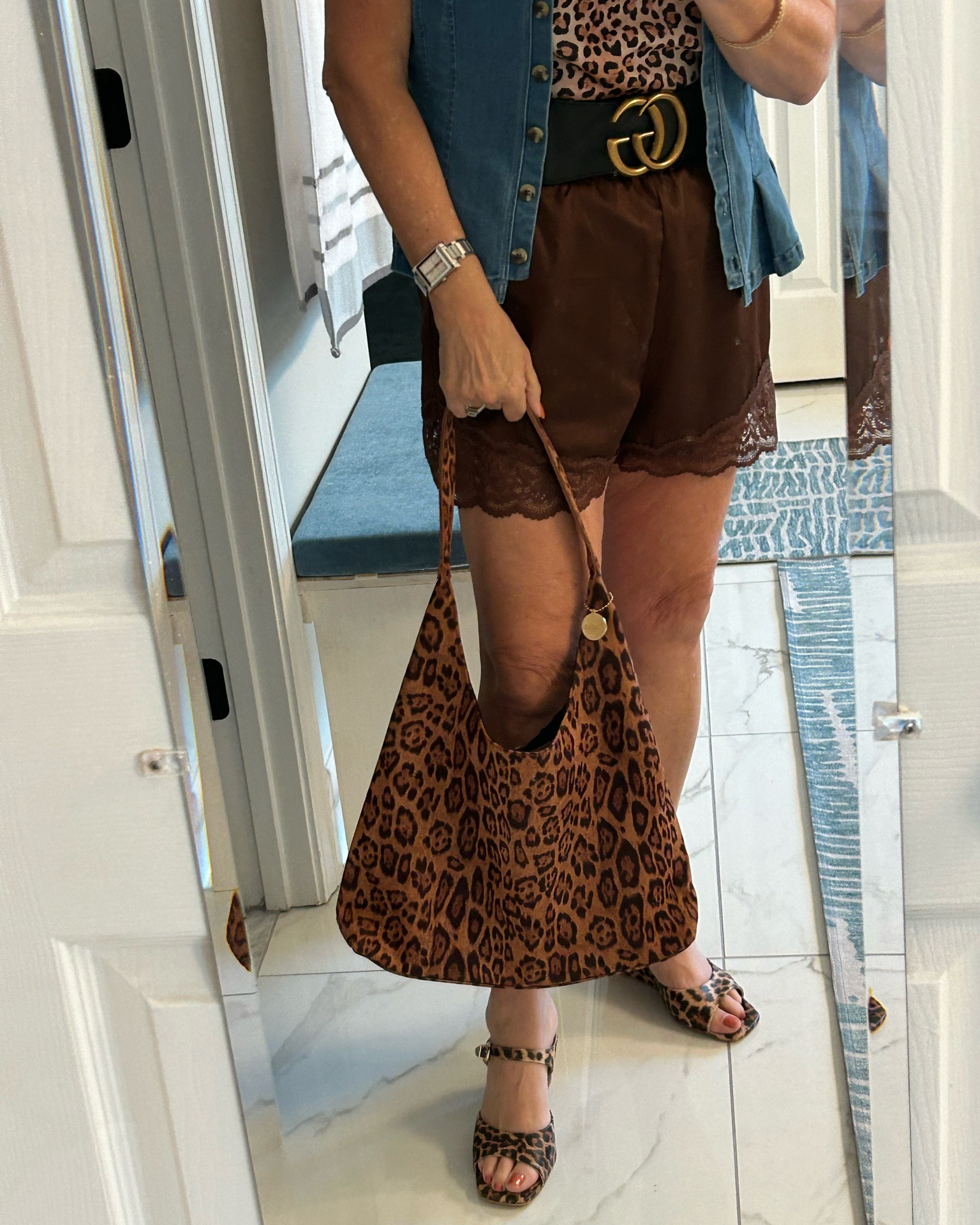 Taco Tuesday date night!! 🌮💋Amazon outfit and look a the bag!! 
Good food, my favorite person, and zero reasons to cook tonight. Simple plans really are the classy kind.
Cheek-to-cheek and chips-and-salsa happy. Date night doesn't need fancy, just good company and a little lime. 😊
Who else is doing tacos tonight? 🌮
#TacoTuesday #DateNight #Over50Style #MidlifeLove #WearWhatYouLove

#LTKdayinmylife #LTKvlog #LTKOver40