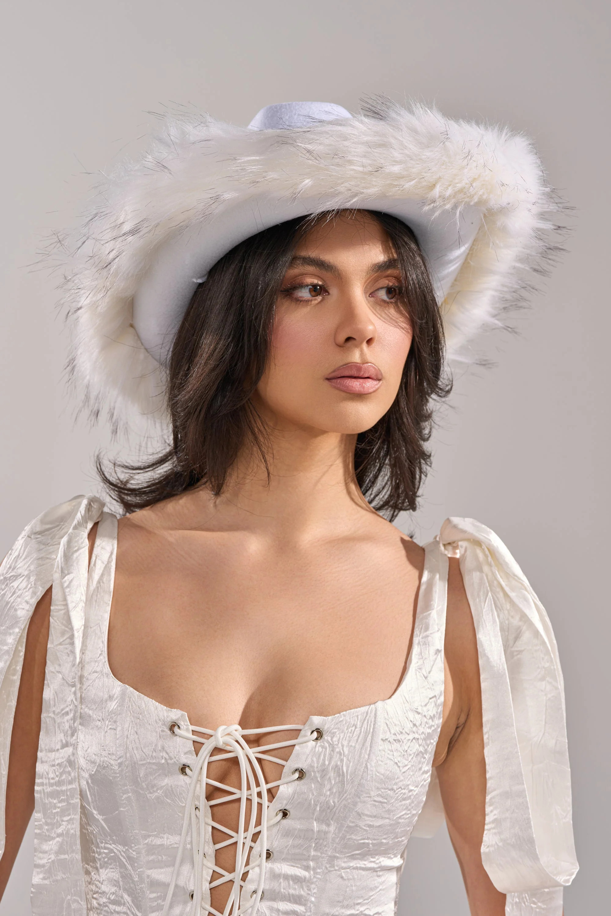 LETS RIDE FAUX FUR TRIM COWBOY HAT | AKIRA