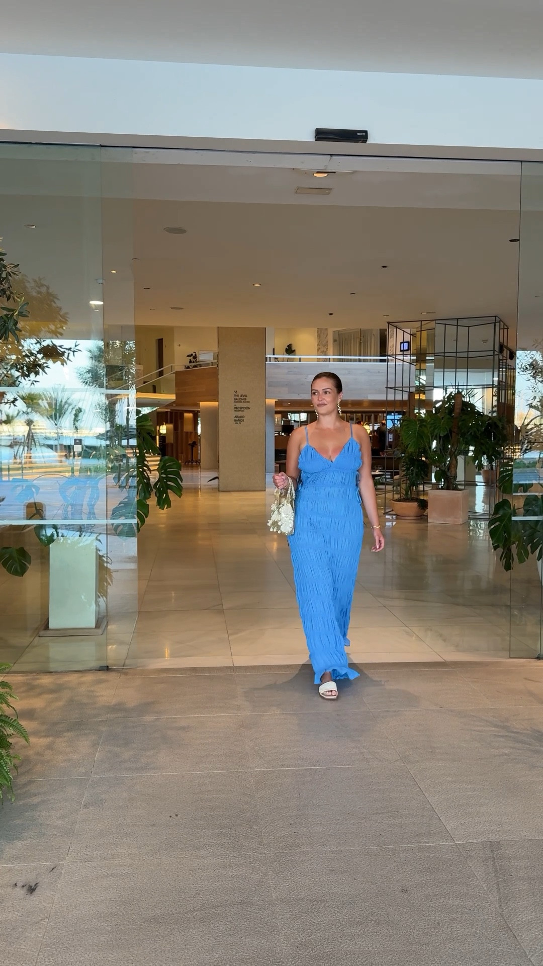 Holiday outfits: my husband filmed me every time we left our hotel 🌴🫶🏽🥥 


#LTKeurope #LTKsummer #LTKmidsize