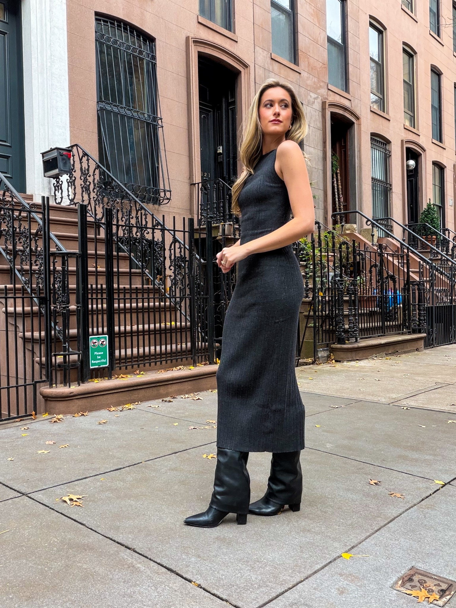 New favorite winter dress 😍😎

#LTKootd #LTKHoliday