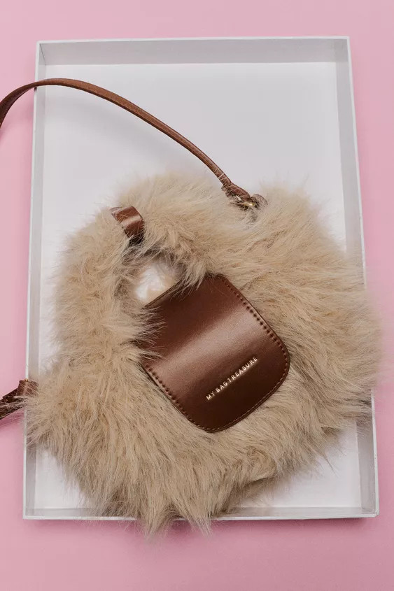 FAUX FUR CROSSBODY BAG | Zara US