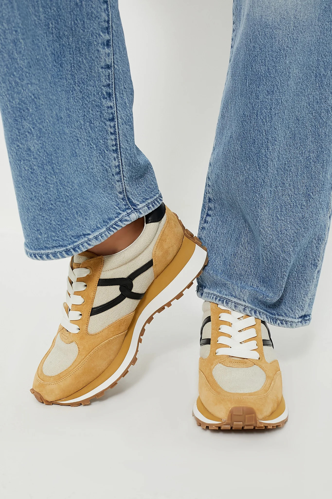 Tuckernuck | Tuckernuck (US)