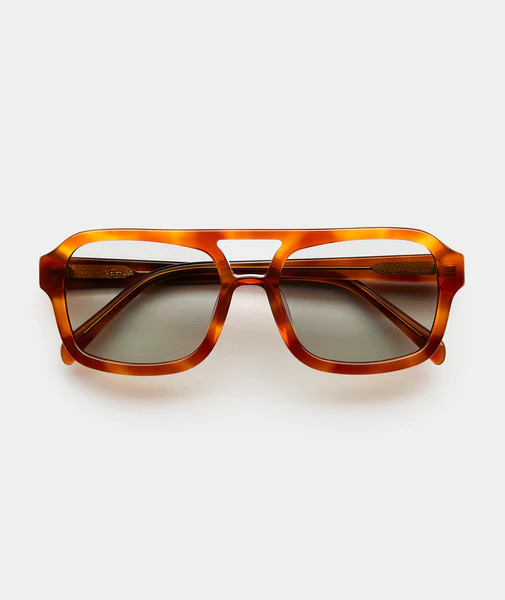 Dixie - Honey Tort/Graphite



Rated 4.9 out of 5







906 Reviews
Based on 906 reviews | Vehla Eyewear (US, AU, UK)