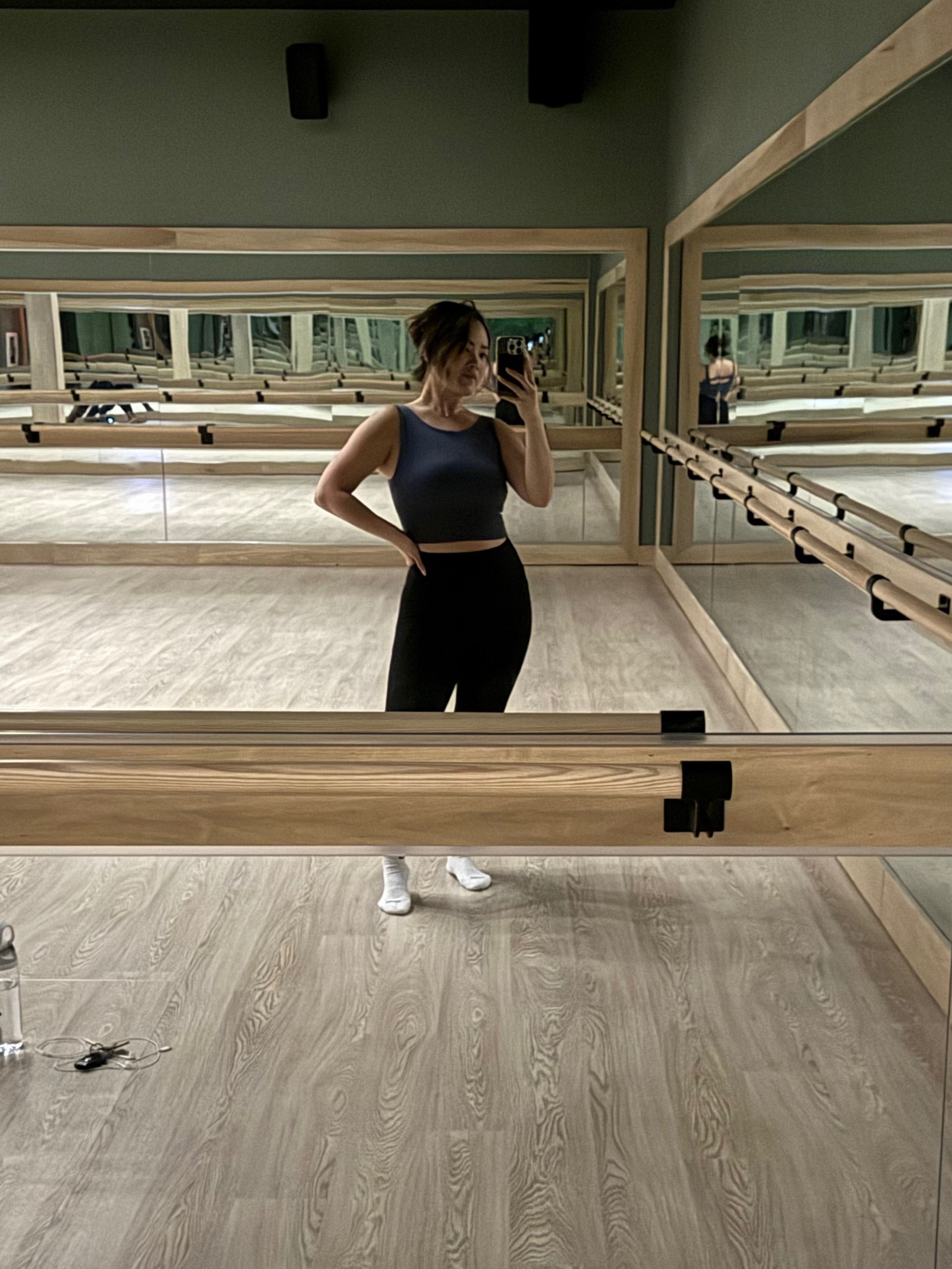 Wore my #halara leggings today! And wow!! For the price, I will be purchasing more! It has a scrunch in the buttocks and tightening fabric lining right under the buttocks to lift!! And it’s also tummy control!! 

#halara

#LTKmomlife #LTKmorningroutine #LTKselfcare