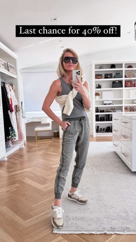 Use code VIP4EVER for 40% off these super chic and comfortable basics from Splendid! Fits are true to size. 

~Erin xo 

Spring outfit, casual outfit, comfy outfit, outfit idea

#LTKfindsunder100 #LTKSeasonal #LTKsalealert