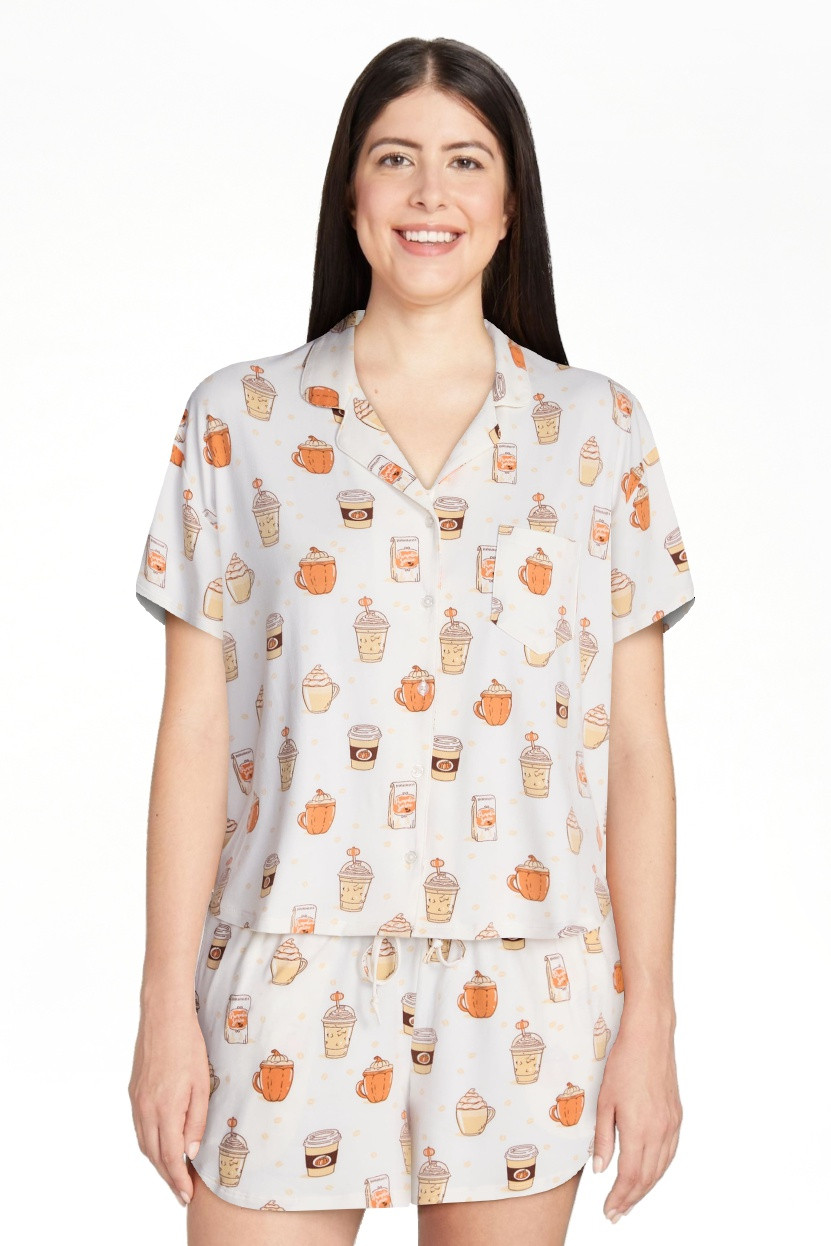 Halloween Women's Notched Top and Shorts Pajama Set from Way to Celebrate, 2-Piece, Sizes XS-3X | Walmart (US)
