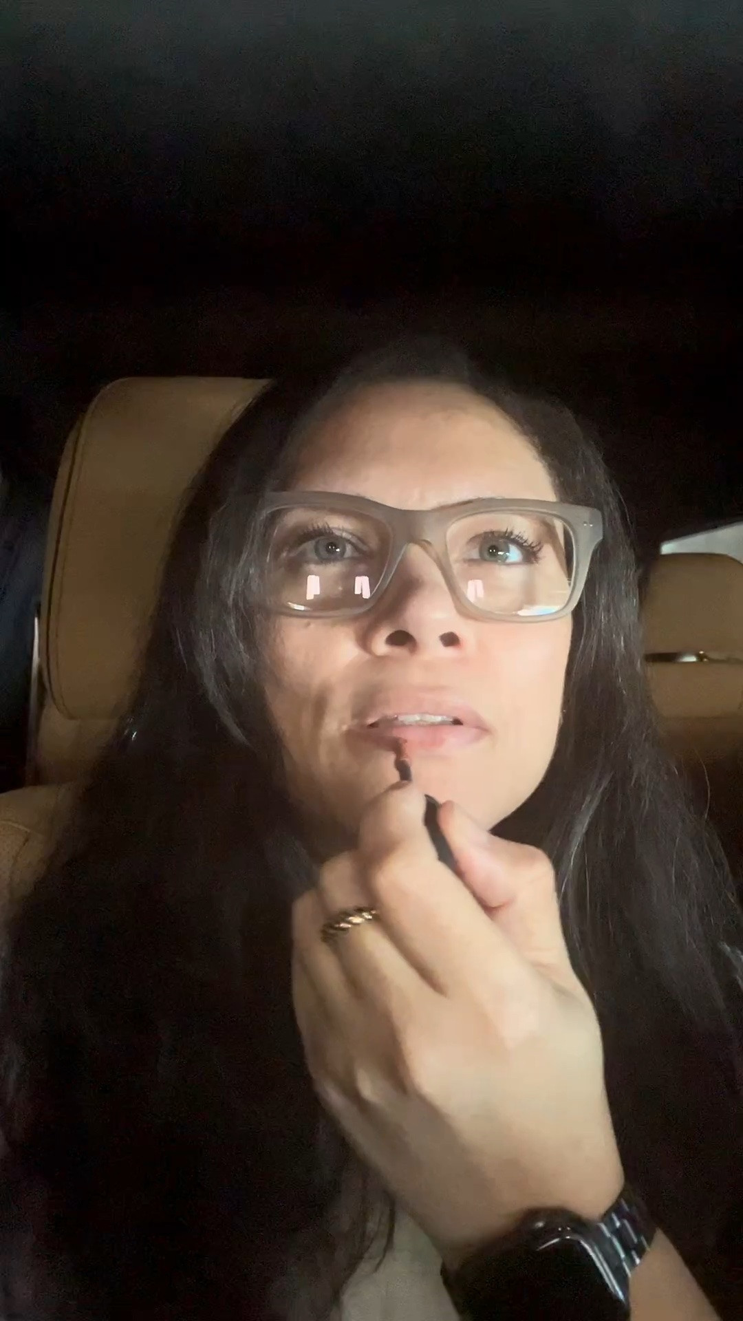 Put on some lippie with me.

#LTKvlog #LTKOver40 #LTKBeauty