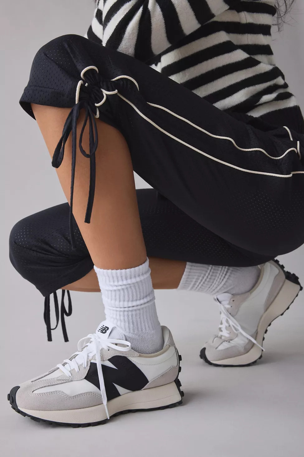 New Balance Women’s 327 Sneaker | Urban Outfitters (US and RoW)