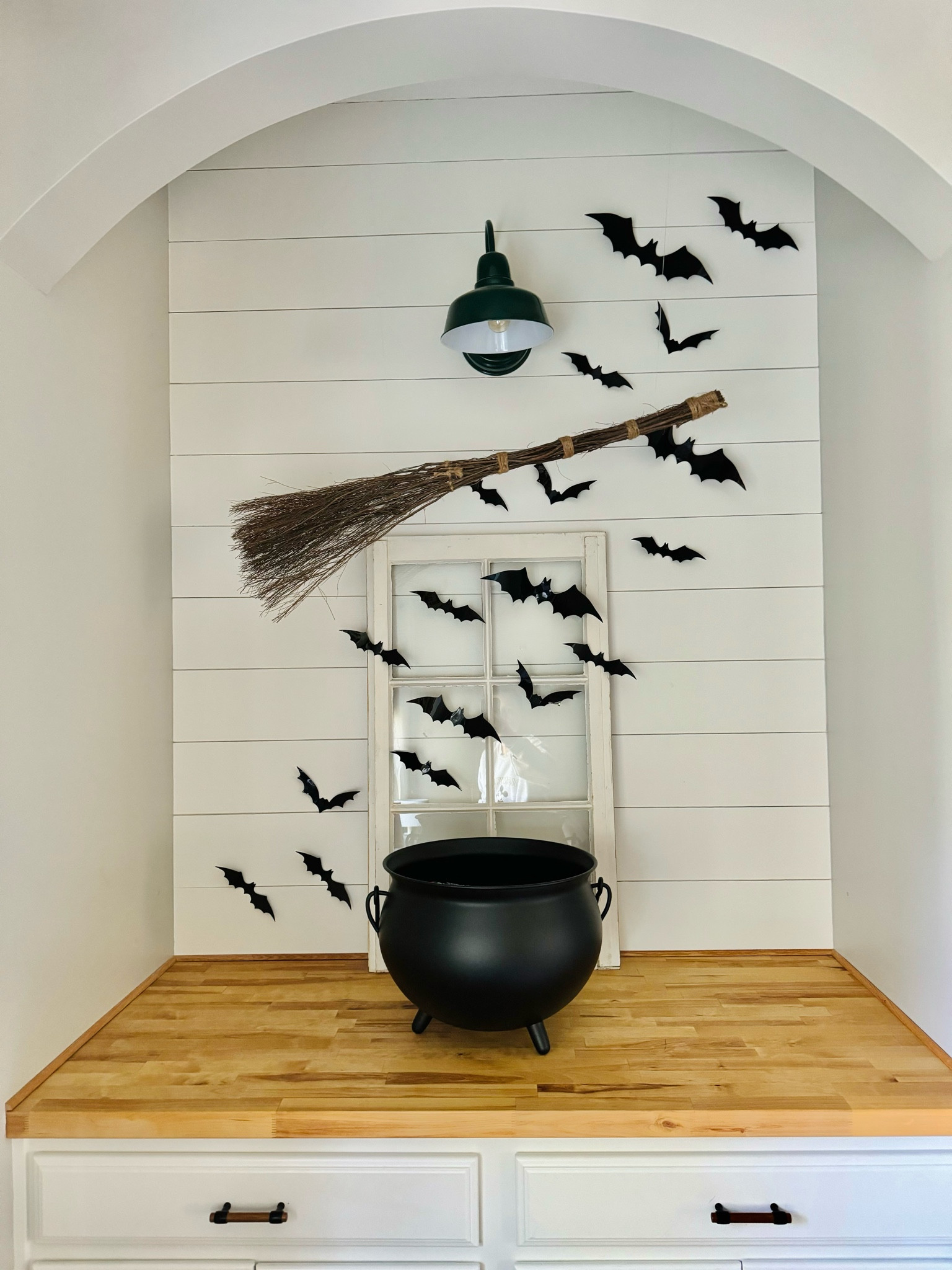 Halloween decor 

#LTKHalloween #LTKSeasonal #LTKHome