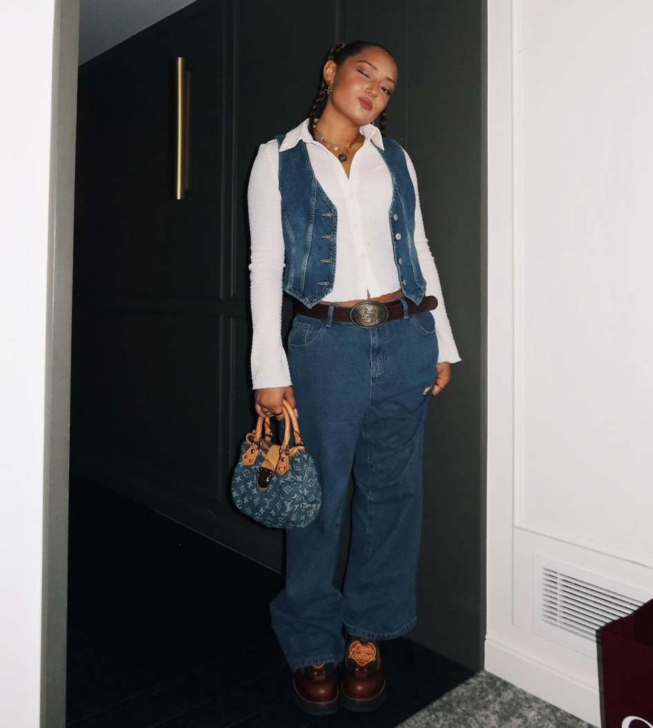 Always love a good denim on denim look

#LTKStyleTip