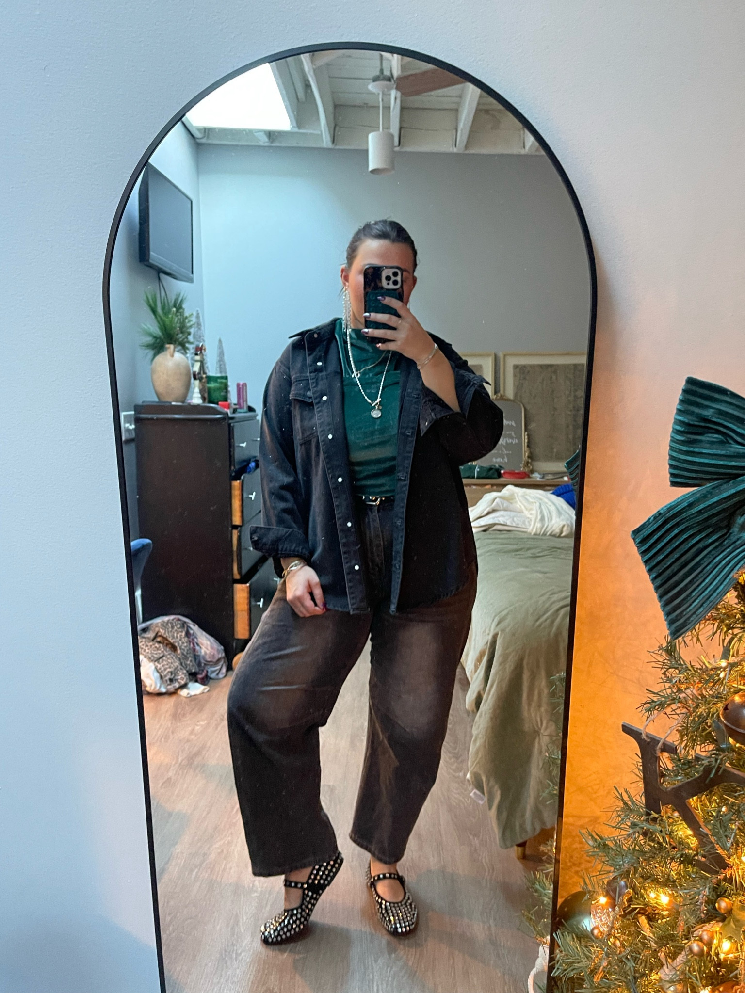 14 in jeans
Large in top
Xl in Jacket 

#LTKFindsUnder50 #LTKMidsize #LTKStyleTip