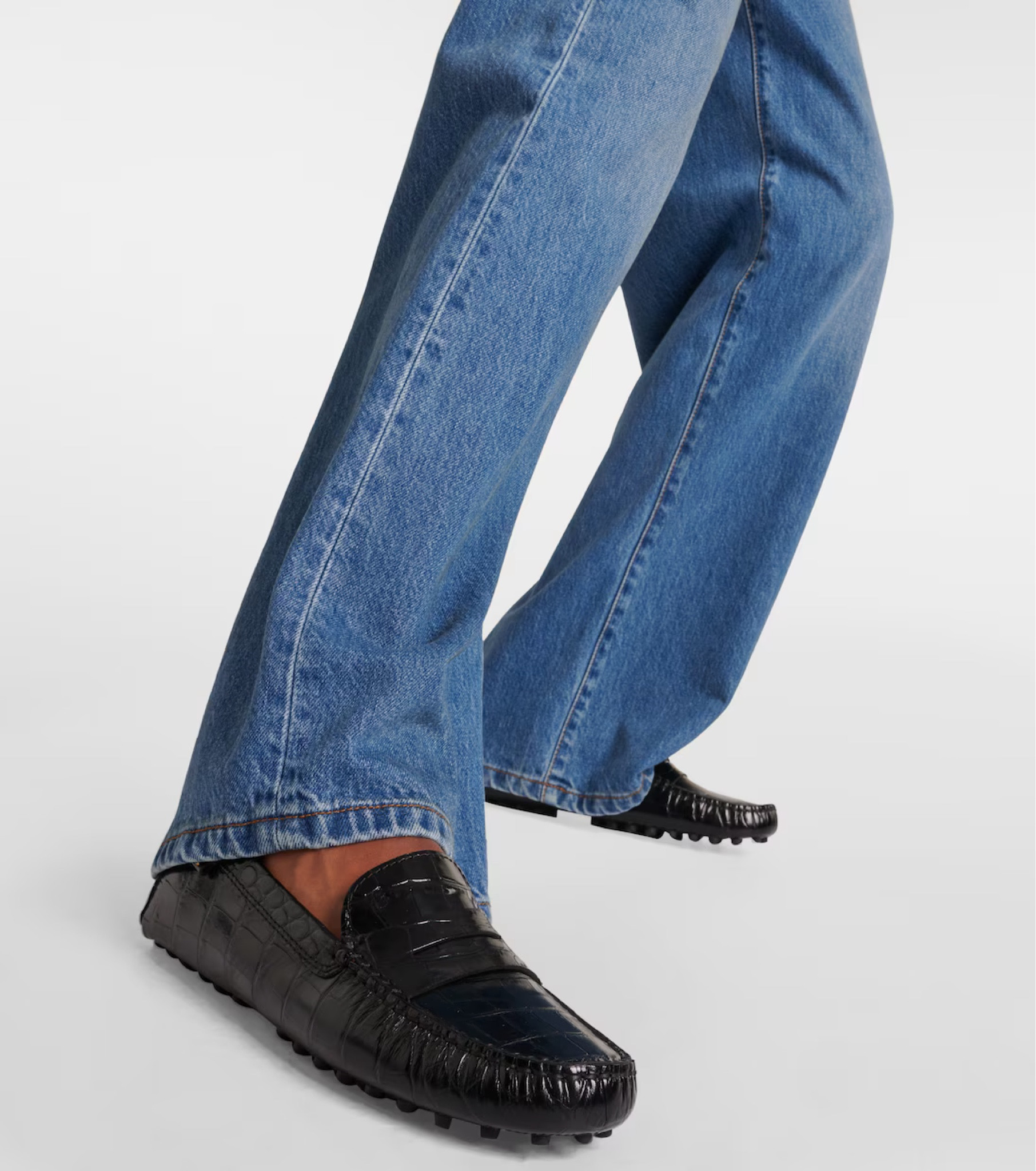 ON SALE & currently in my cart!!! Should be in yours too. 😉

#LTKSaleAlert #LTKCyberWeek #LTKShoeCrush