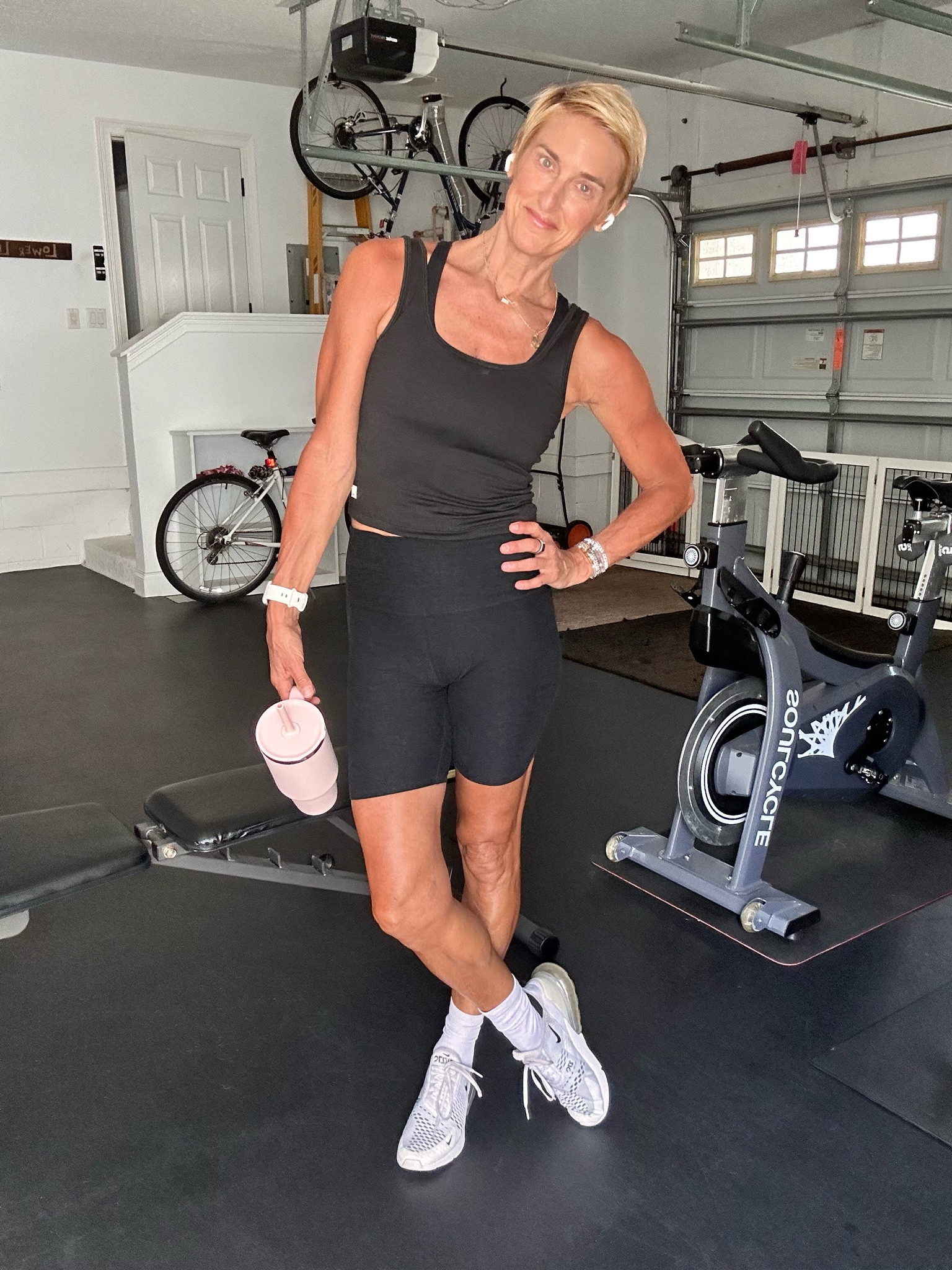 air pods + hydroflask + beyond yoga + Nikes + lululemon = #summerworkoutuniform

Is there a better combo? I’m obsessed.

#LTKShoeCrush #LTKStyleTip #LTKFitness