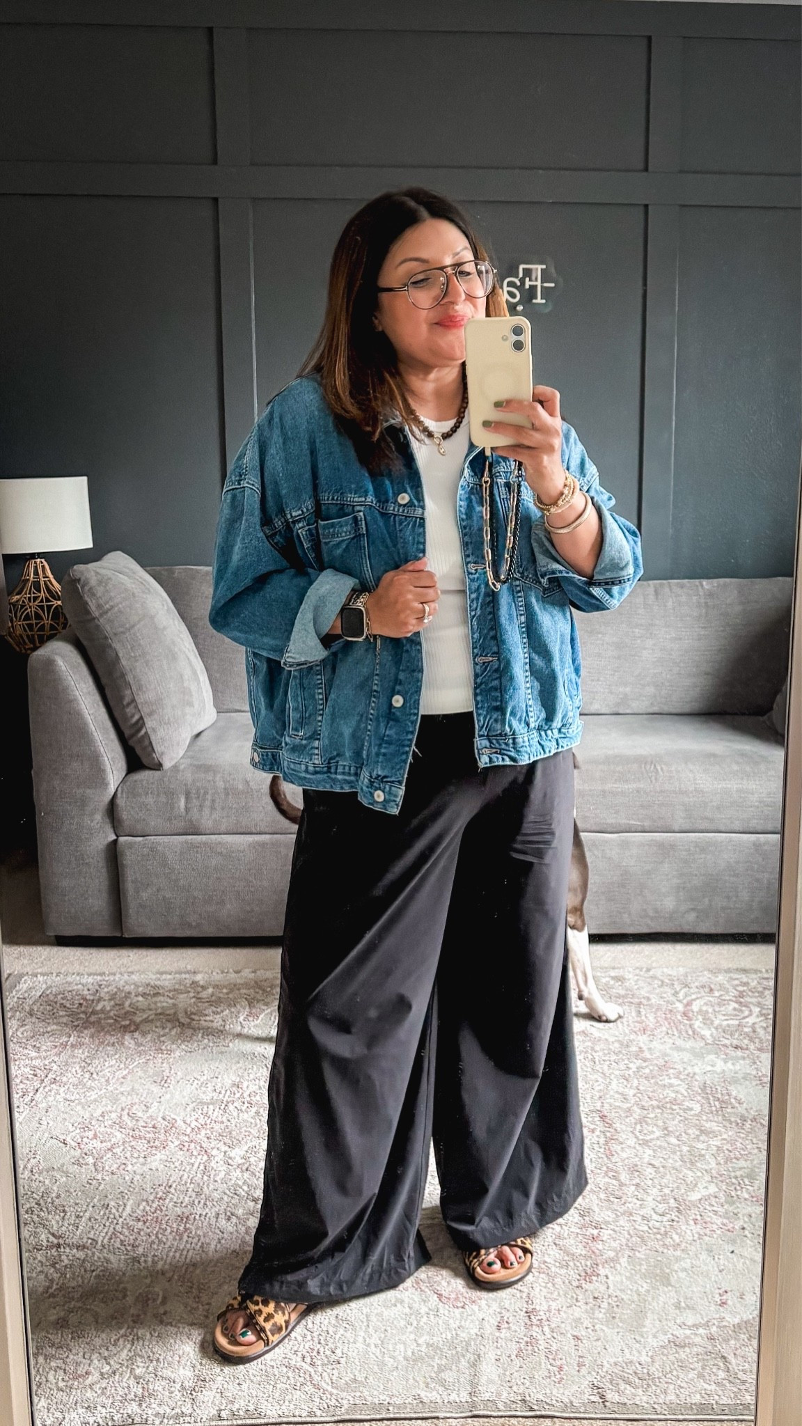 Today’s ootd:
Free People swing denim
Jacket - XL
GAP Factory tank - XL
Alo pants - L
Sam Edelman slides
@Noonday Collection @gapstyle @Alo Yoga

#LTKOver40 #LTKMidsize #LTKootd