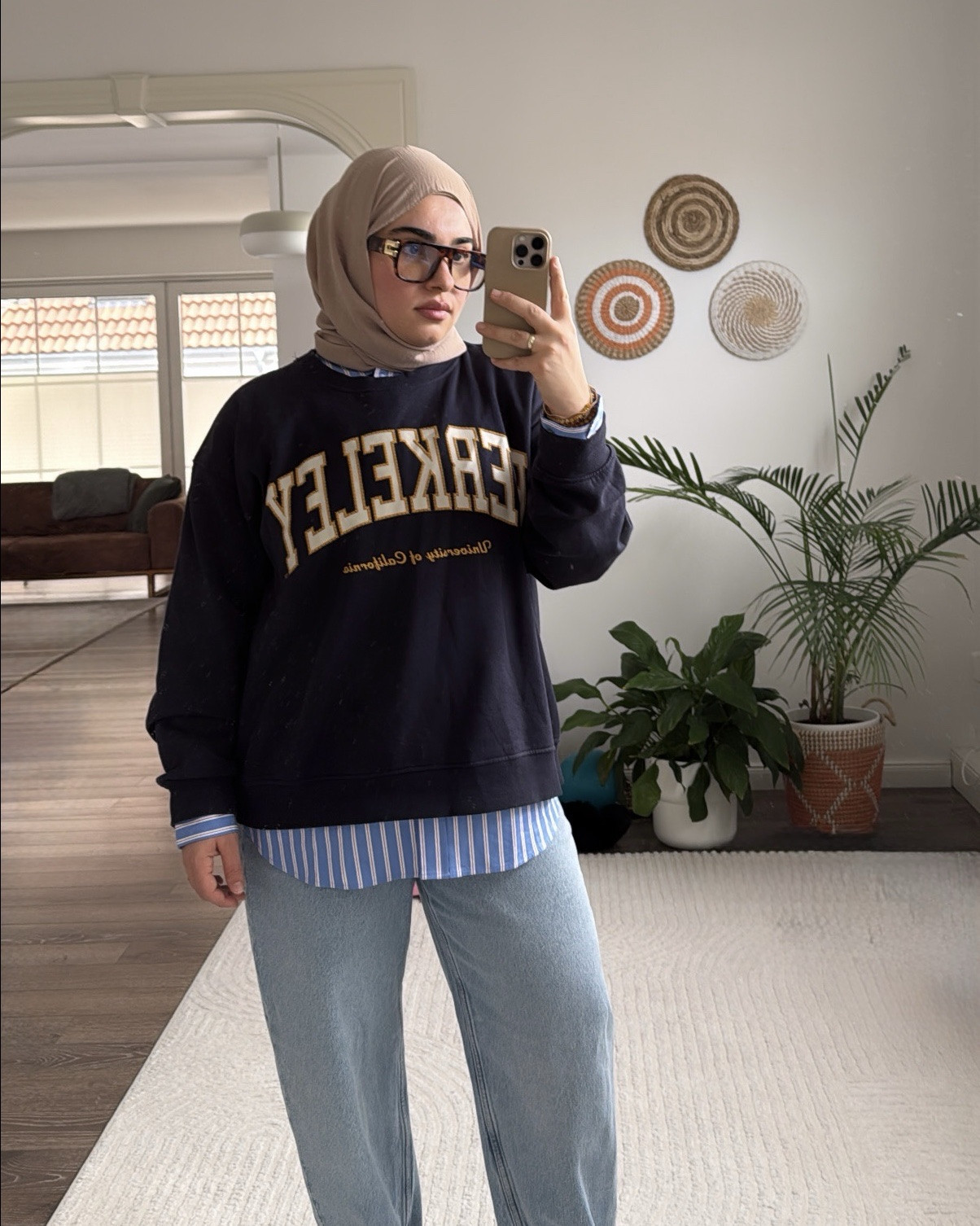 Beste JEANS ever- Barrel Jeans #sale #hm 

#LTKbeauty #LTKeurope #LTKwinter