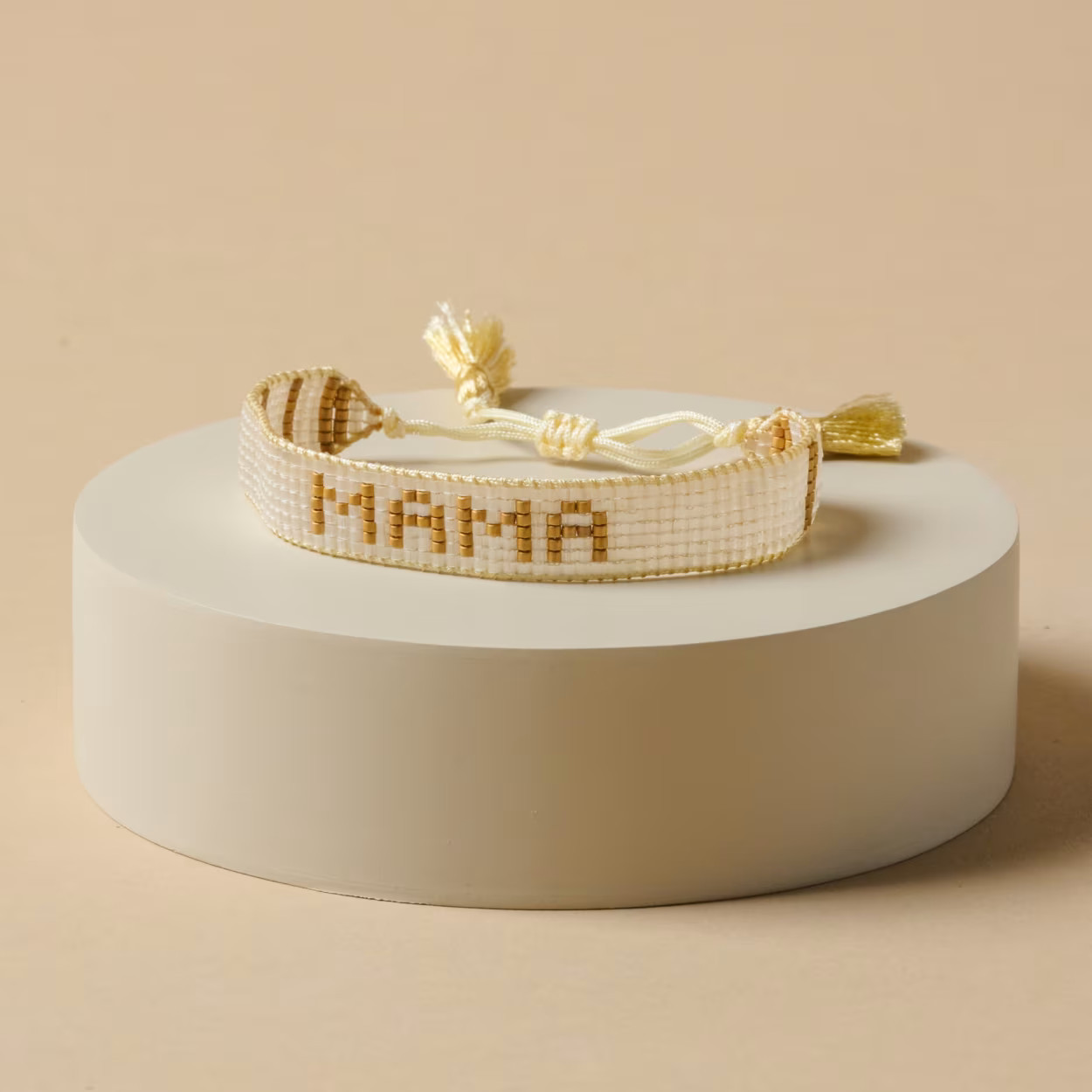 White & Gold Mama Beaded Bracelet | Magnolia