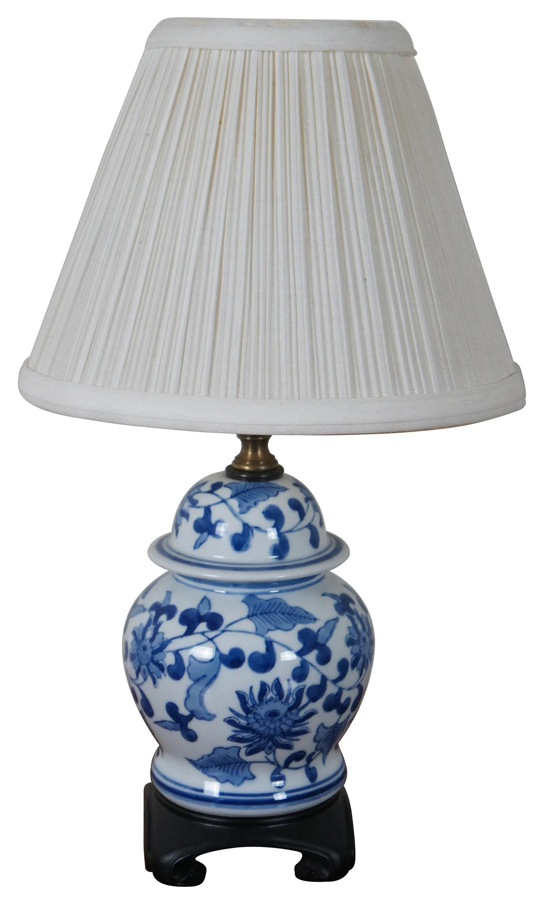 Vintage Blue & White Porcelain Chinese Ginger Jar Wood Base - Etsy | Etsy (US)