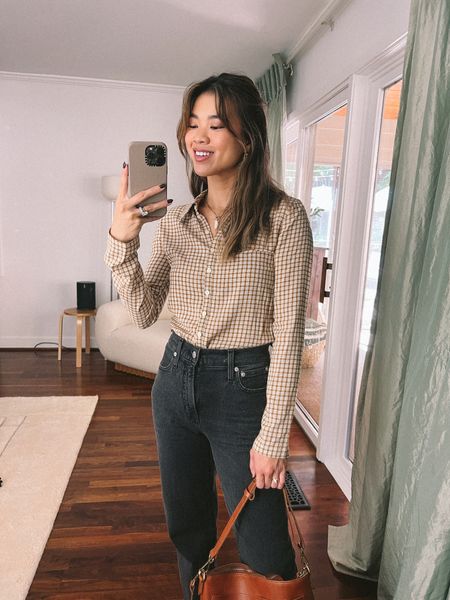 Your new favorite checkered top and black jeans from Madewell. 

Top - XXS/XS
Pants - 00/0

#fallfashion
#fallstyle
#falloutfits
#petitefashion
#jacket
#top
#blackdenim
#denim
#jeans
#blackjeans
#pants 
#seasonalfashion 
#handbag 
#blackbooties
#booties
#shoes 
#buttonup 

#LTKSeasonal #LTKworkwear #LTKstyletip