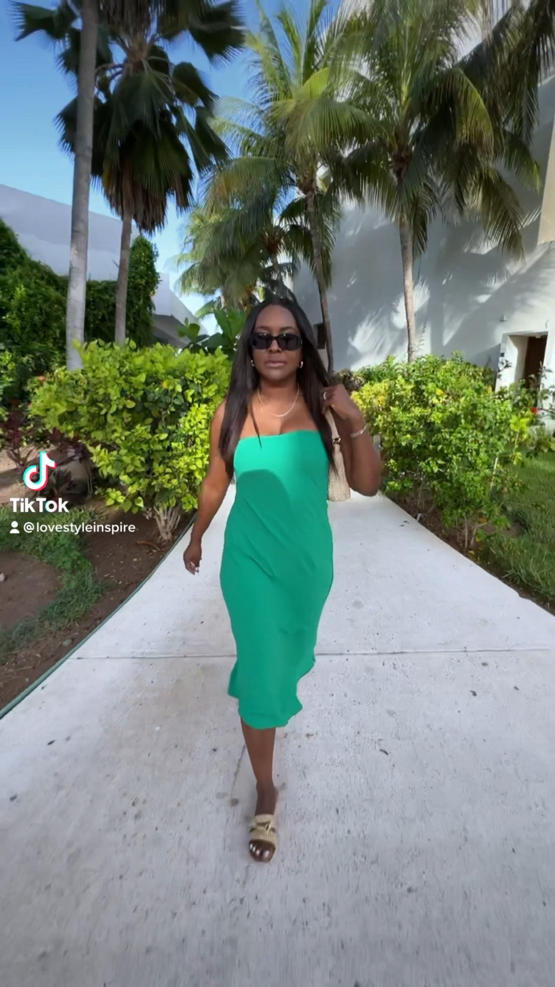 Vacation Outfit!


Vacaciones, vacation style, styling, vacation dresses, summer looks, Cancun, Mexico, vacation, paris vacation, Europe, Italy, summer vacation, swimsuit, Barbie, Barbie outfit, Barbie style, Nordstrom, Nordstrom sale, summer sandals, 

#LTKshoecrush #LTKswim #LTKitbag