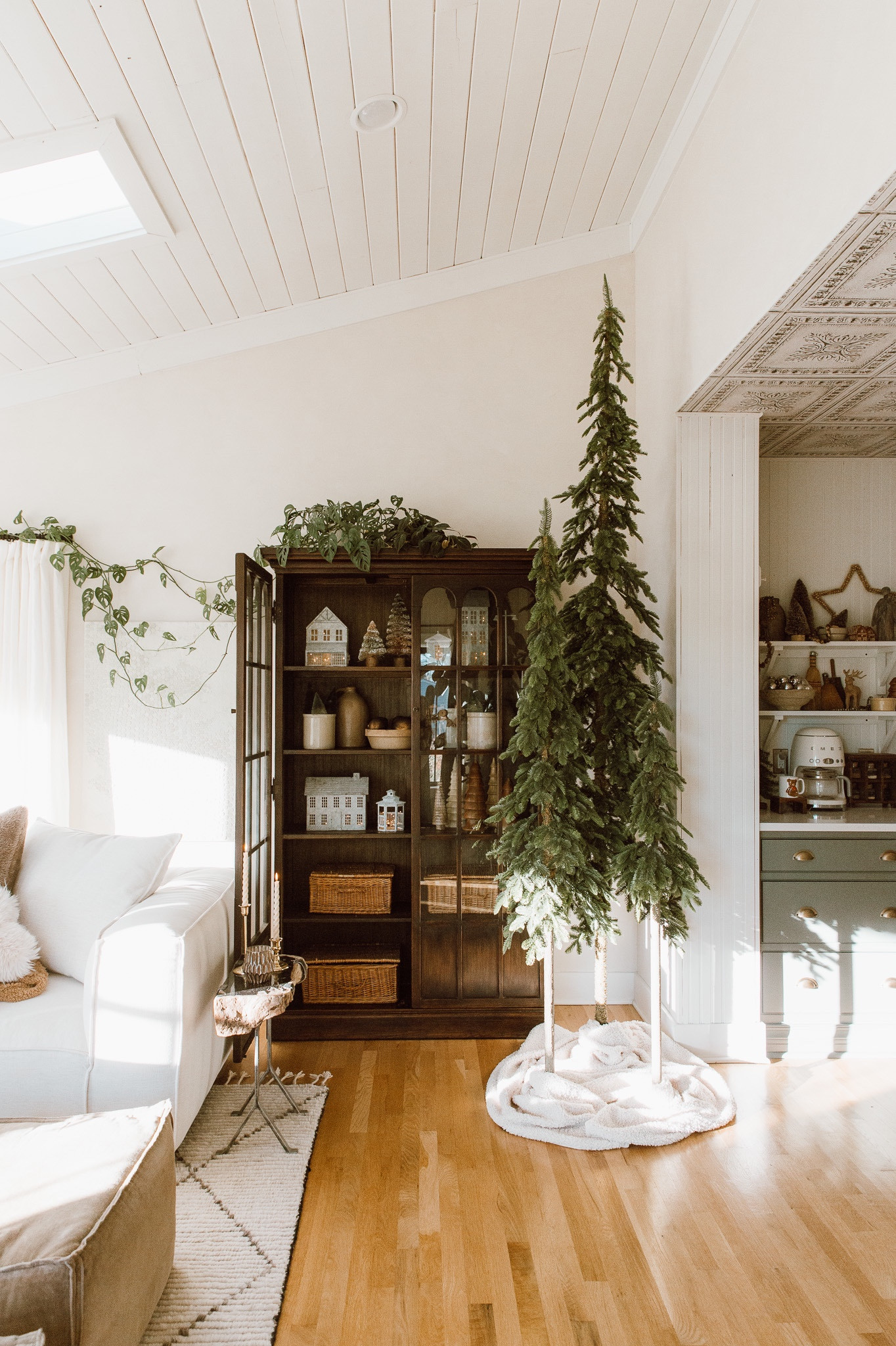 I have so much fun creating my Christmas village every year for the holidays! 🏠🎄Every year I add on to my concordville collection and almost always change up the location. Excited for this years display! Linking concordville houses that are currently in stock! 
#ChristmasDecor #WinterDecor


#LTKHoliday #LTKSeasonal #LTKhome