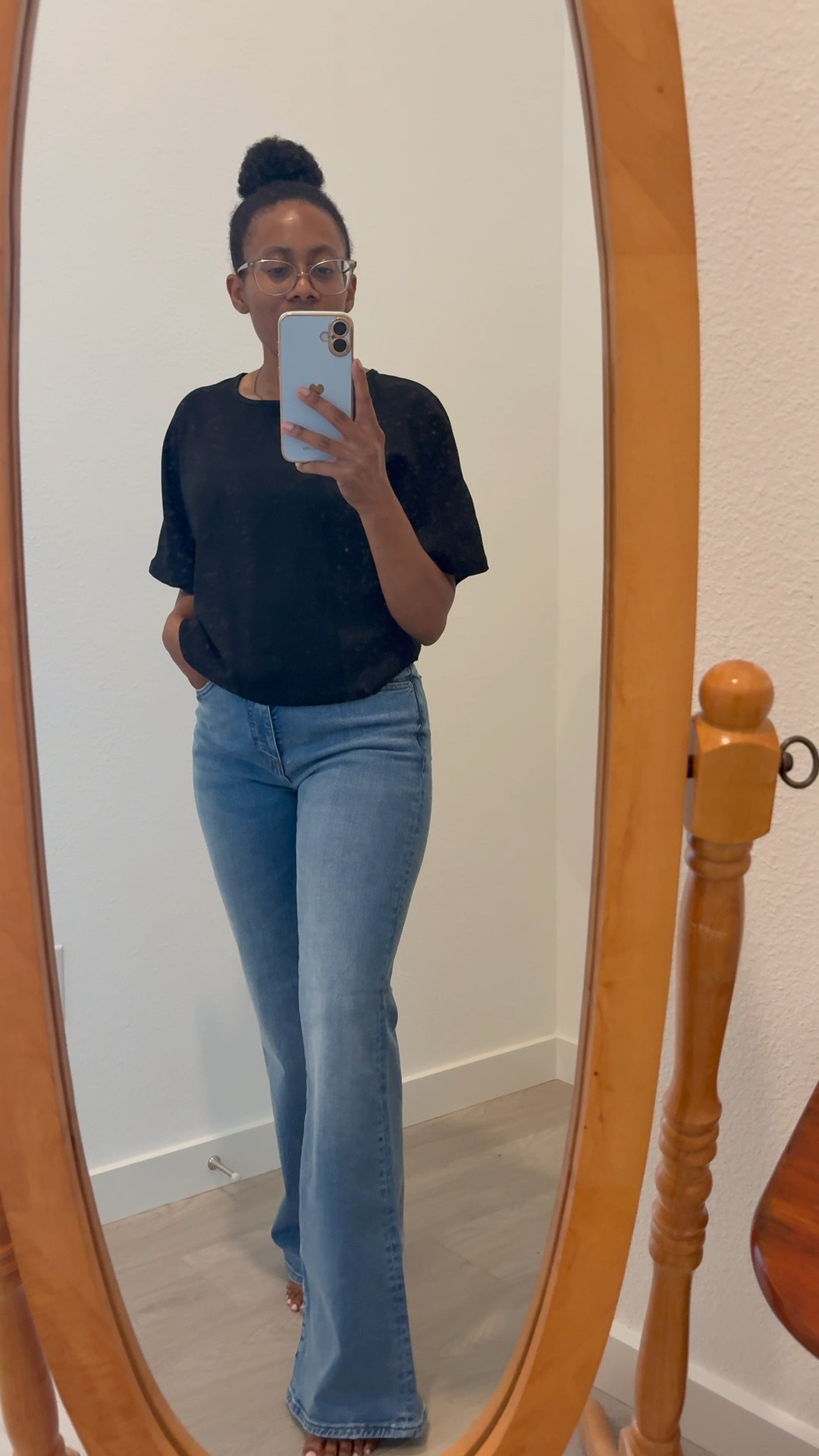 I can never have enough flare jeans in my closet. If it ain’t flare I don’t want it.😆

These jeans from the @loft are amazing! They’re obviously long because they only had the regular size available, which I got 25 (S) and they fit perfectly. I’m 5’1” but that’s not going to stop me from wearing what I like. Put on a cute heel or boot or bootie and keep it moving in the right direction. 😉

They are so comfy. This is probably my 4th pair of jeans from the Loft and definitely won’t be my last. 

#jeans #denim #loft #pants #flare 

#LTKSaleAlert #LTKStyleTip #LTKFindsUnder50