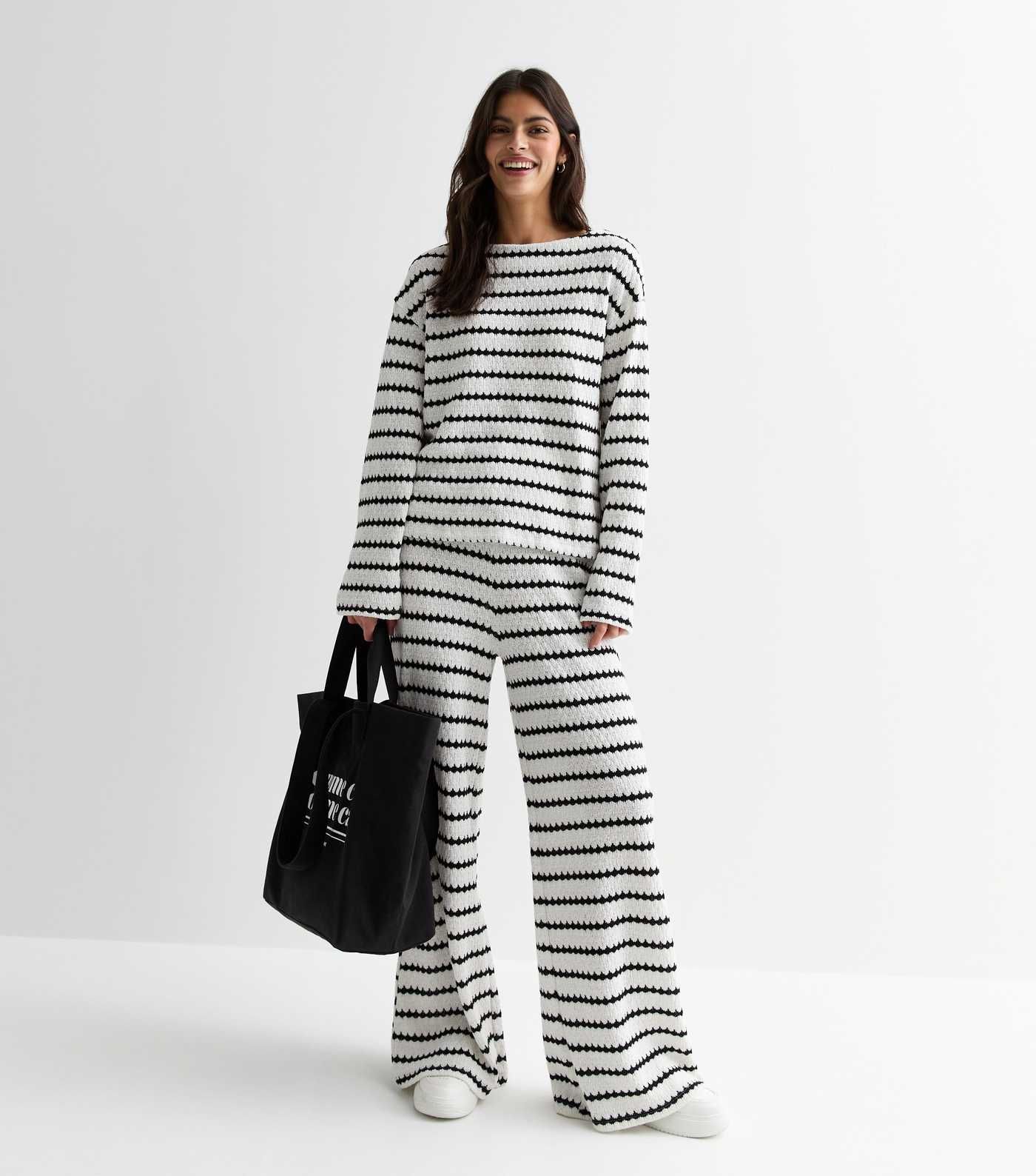 White Stripe Stitch Knit Jumper
						
						Add to Saved Items
						Remove from Saved Items | New Look (UK)
