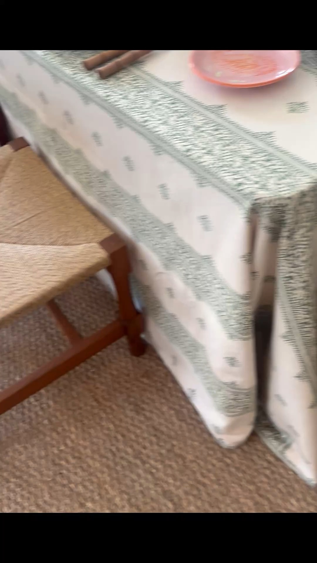 An elegant tablecloth that elevates any tablescape with a touch of sophistication.


#Tablecloth #Tablescape #StyledTable #ElegantLiving #TabletopDecor #EntertainingInStyle #ChicDetails #LTKHome

#LTKSpringSale #LTKHome #LTKdayinmylife