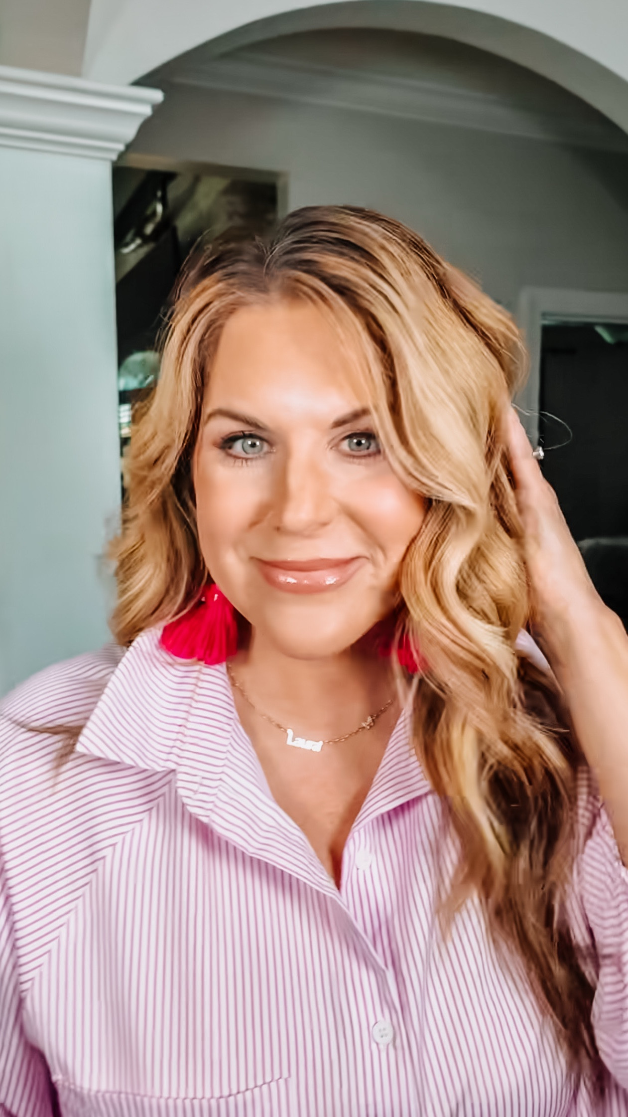 Which day was my best?

I’m like a little old lady….once I wash and style, it’s “set” for 7 days 🤭

Woody and the kids think it’s gross that I don’t wash my hair more often, but I consider it my superpower 💥💪🏻

What do you think?

#dirtyhairdontcare #hairtipsandtricks #confidentliving #everydaylifestyle #confidenceiskey🔑

#LTKOver40 #LTKBeauty #LTKSeasonal